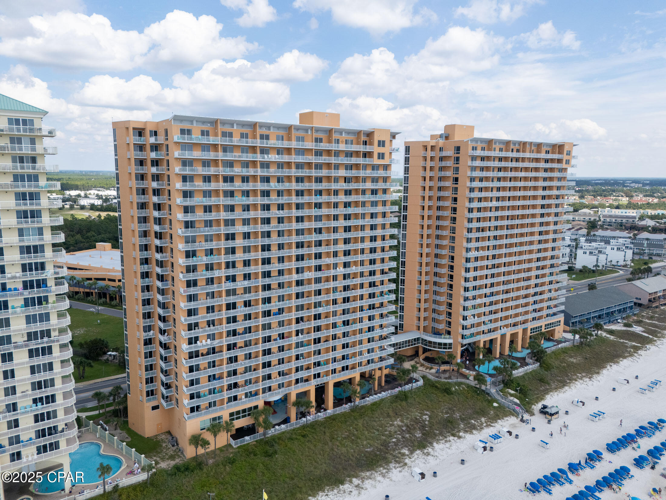 Splash Condo - Residential