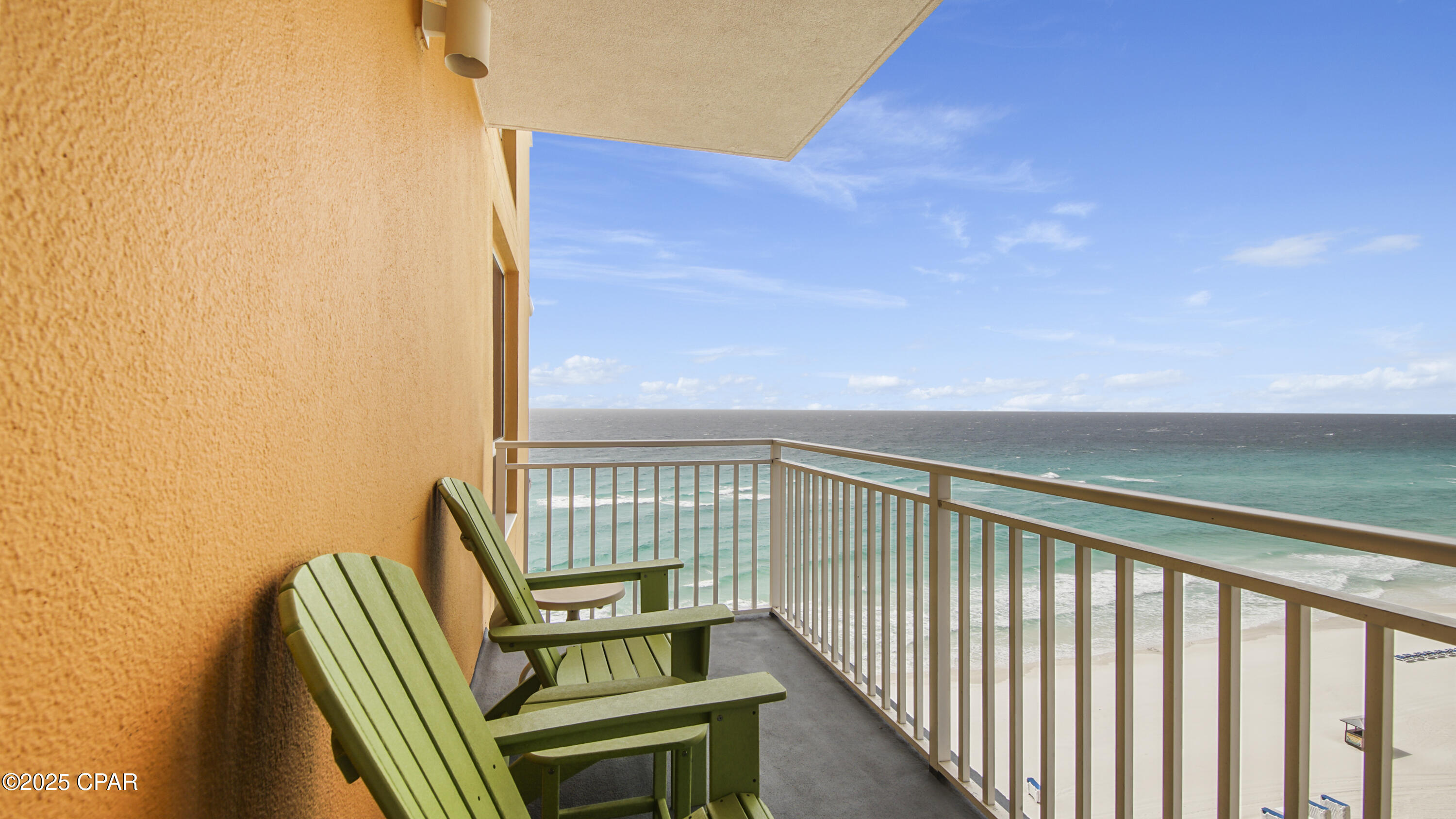 Splash Condo - Residential