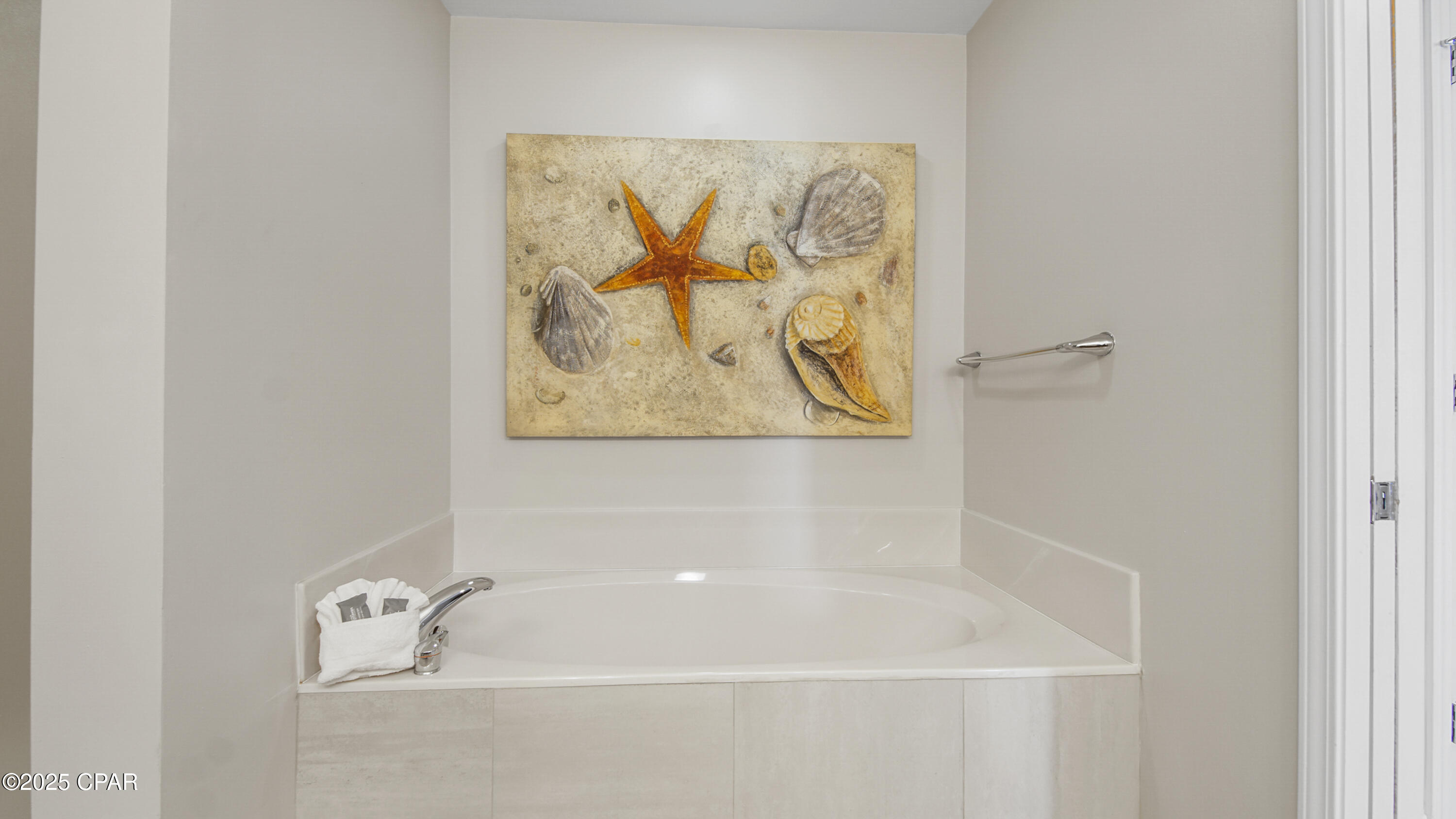 Splash Condo - Residential