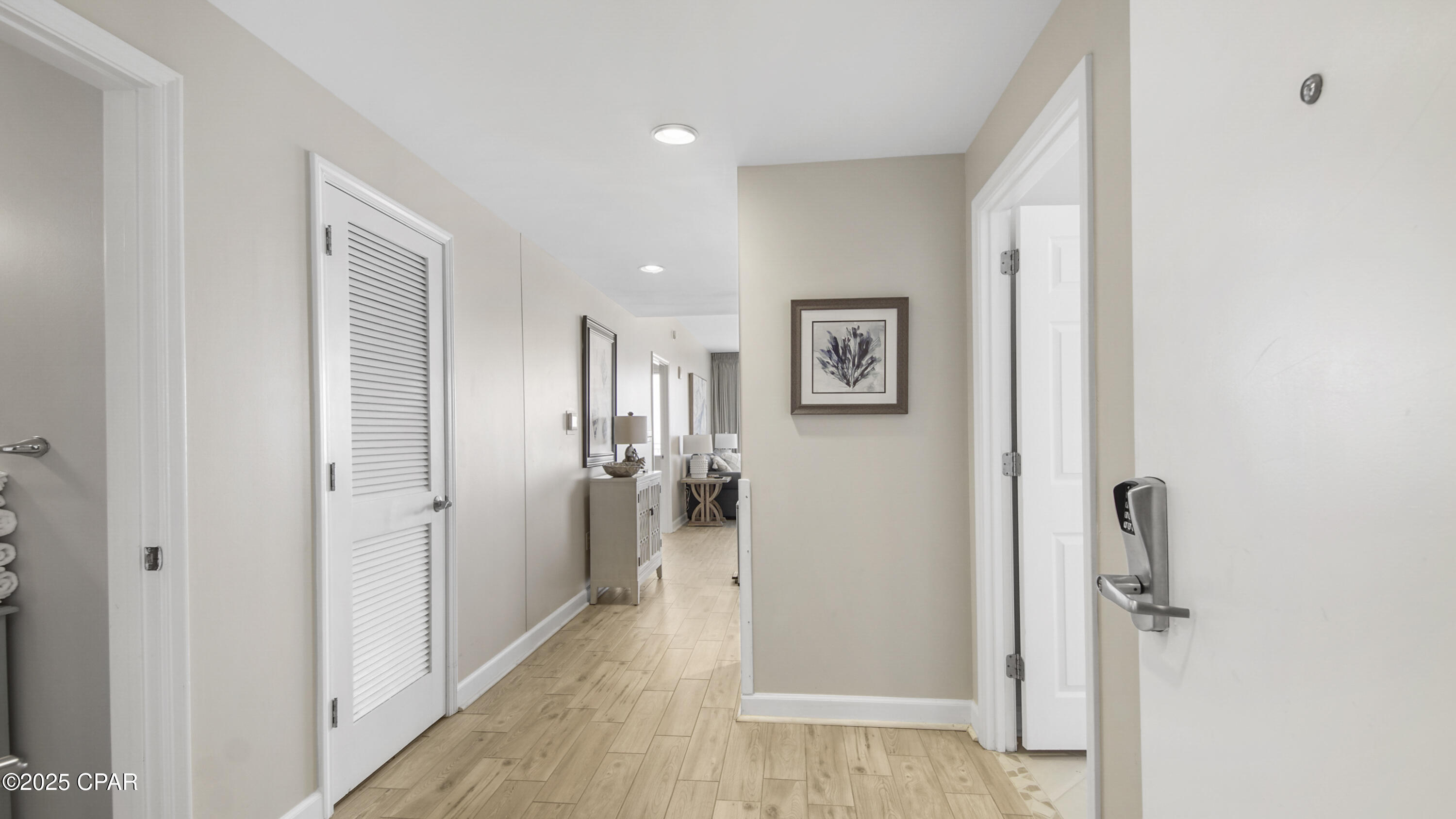 Splash Condo - Residential