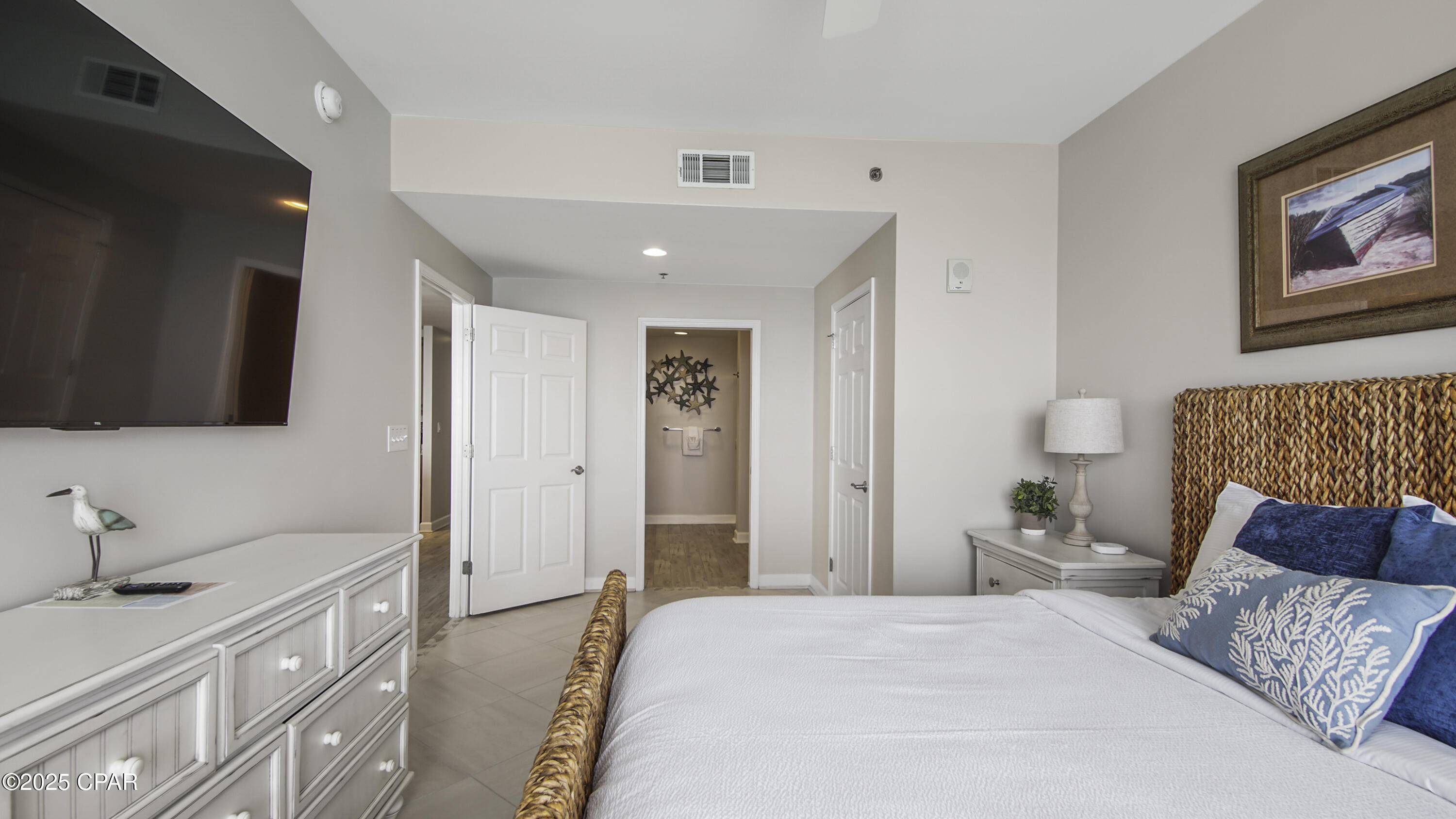 Splash Condo - Residential