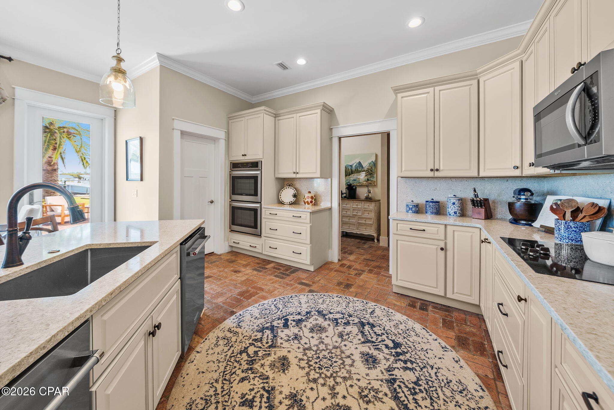 Baywood Shores Estates - Residential