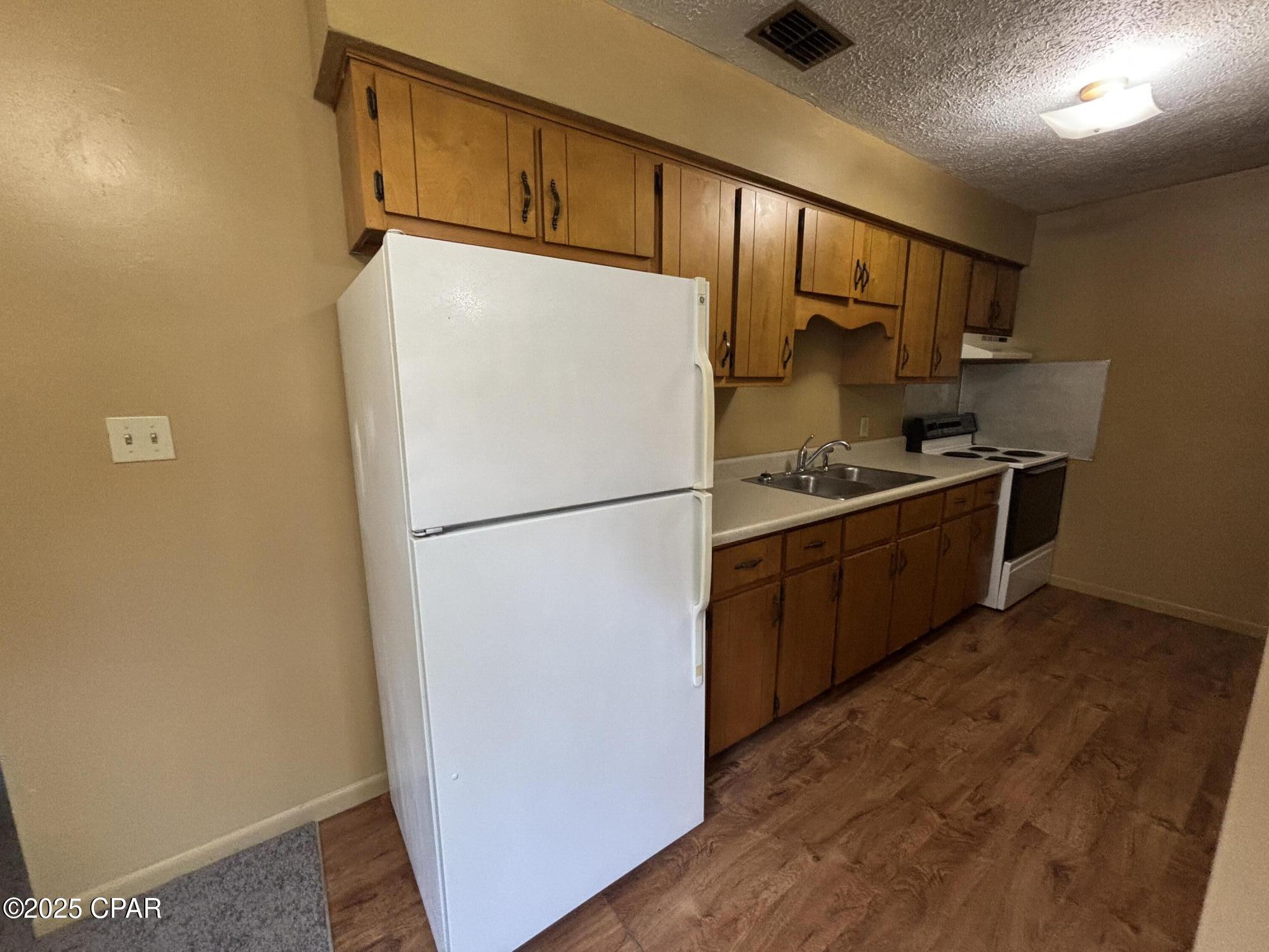 [No Recorded Subdiv] - Residential Lease