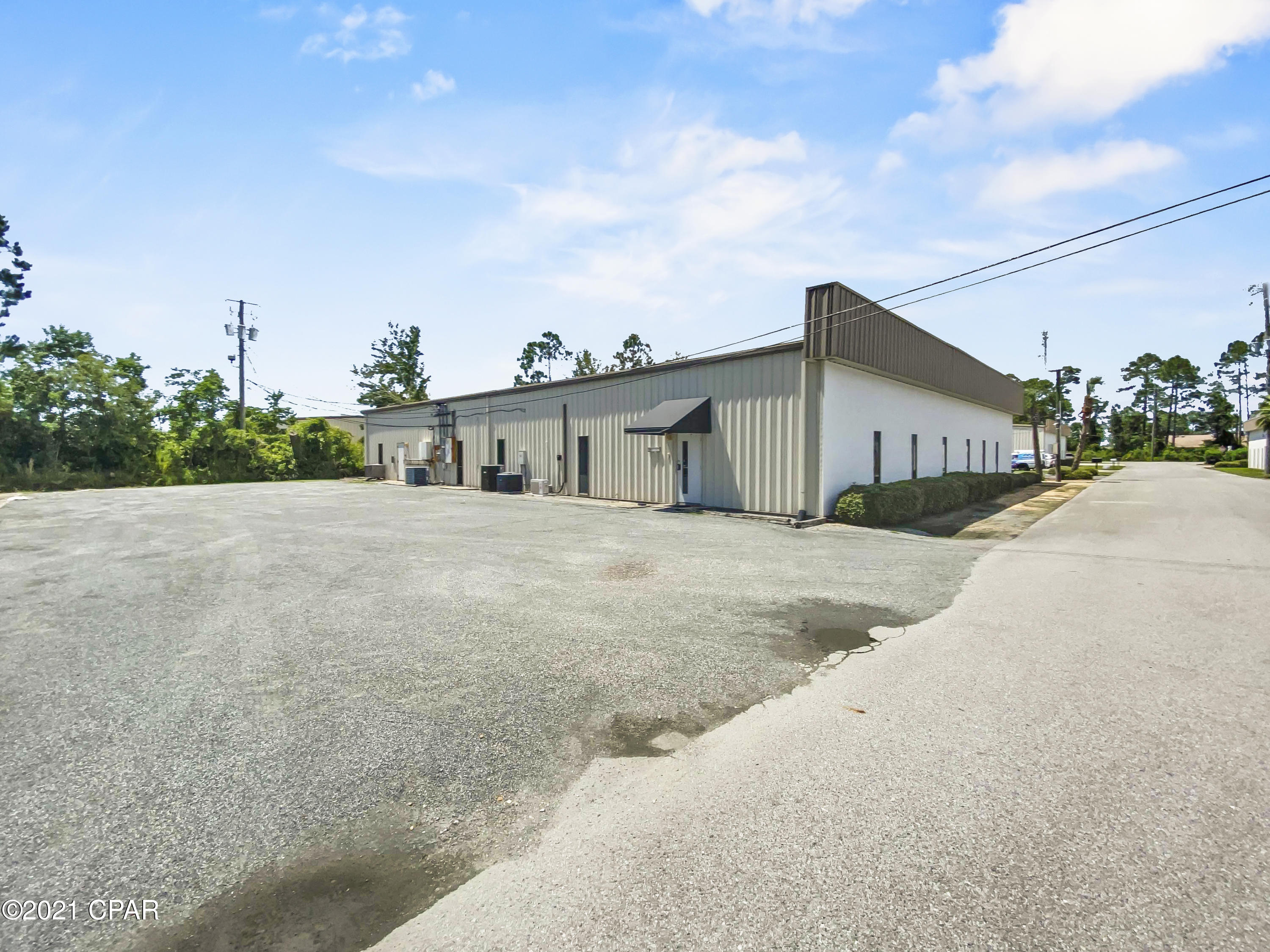 Holley Street Commercila Park - Commercial Lease