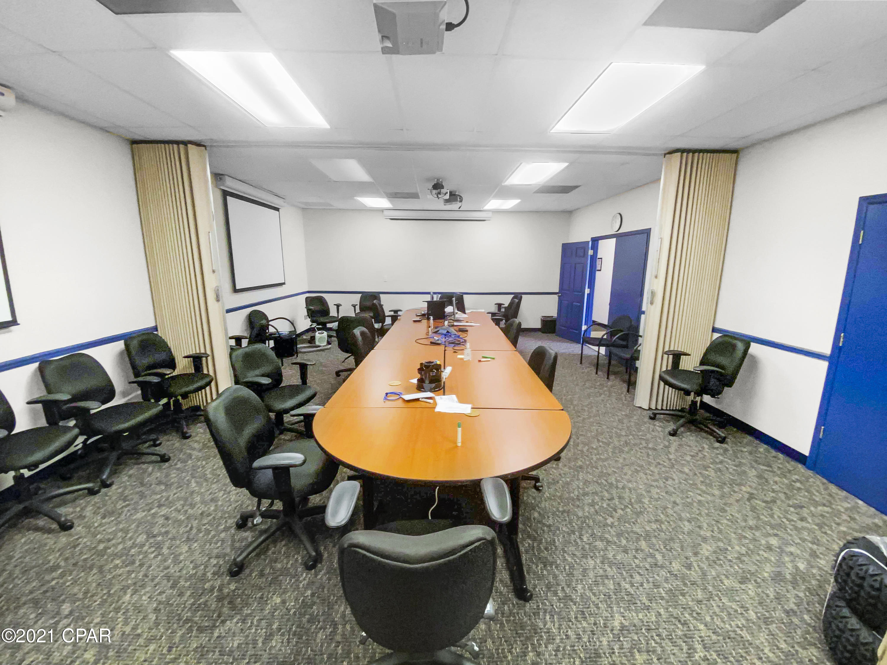 Holley Street Commercila Park - Commercial Lease