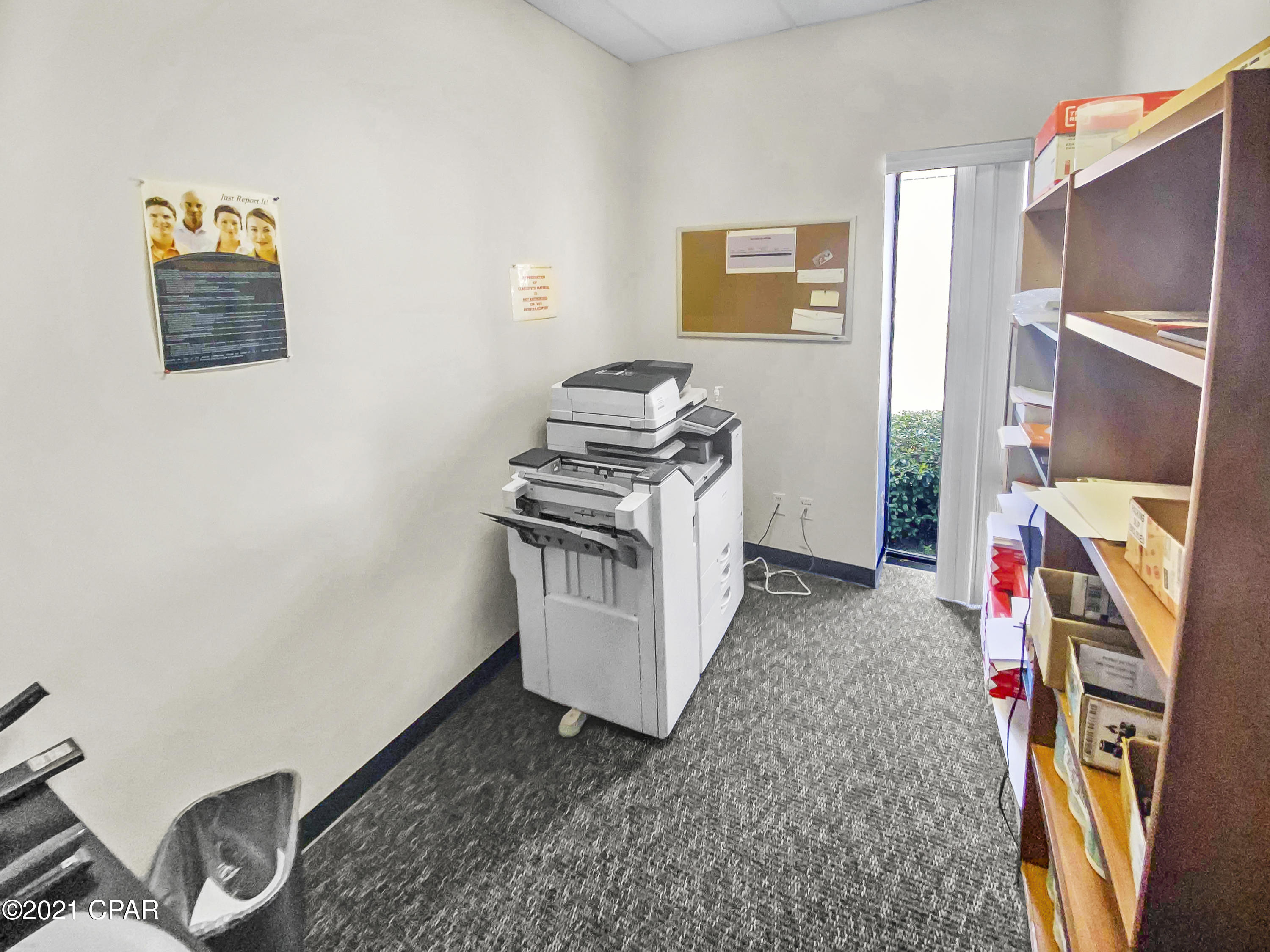 Holley Street Commercila Park - Commercial Lease