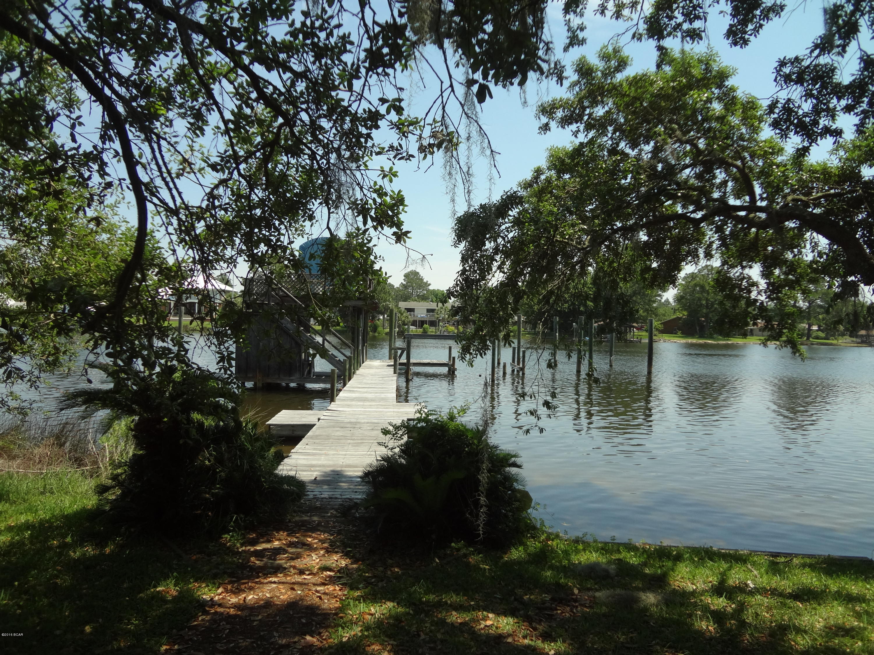 Baywood Shores Estates - Residential