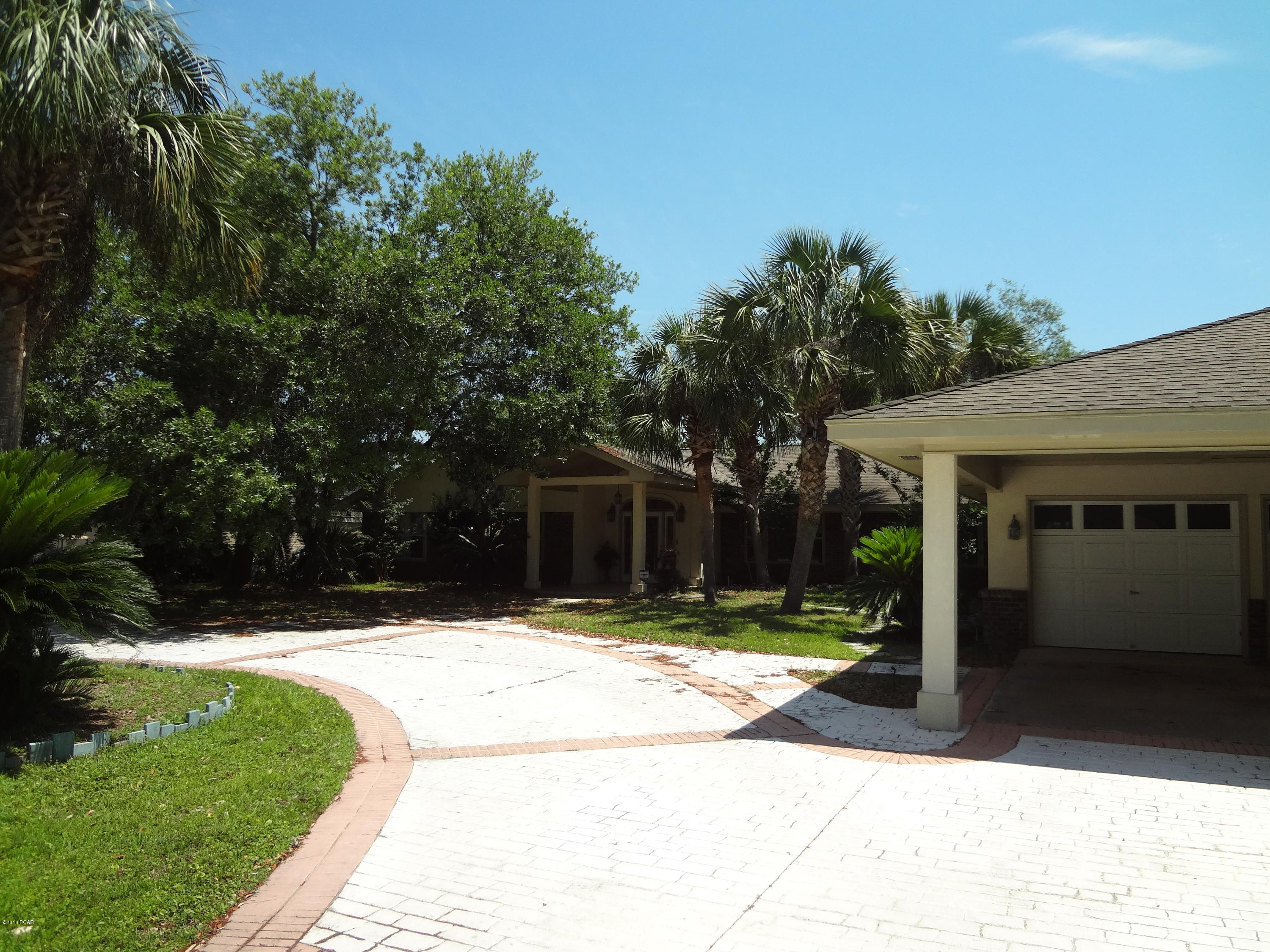 Baywood Shores Estates - Residential