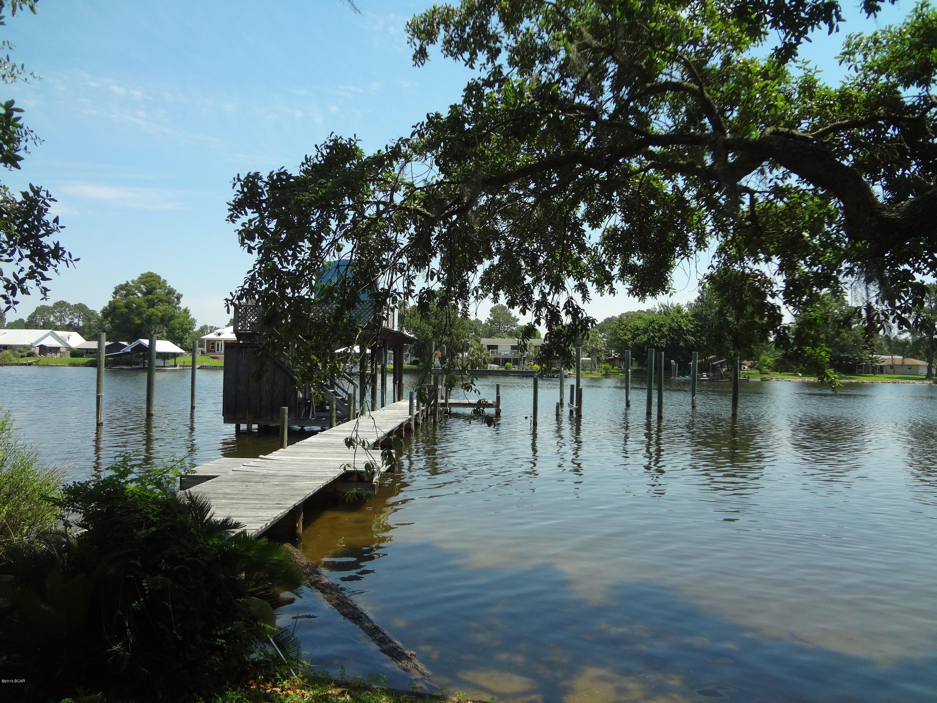 Baywood Shores Estates - Residential