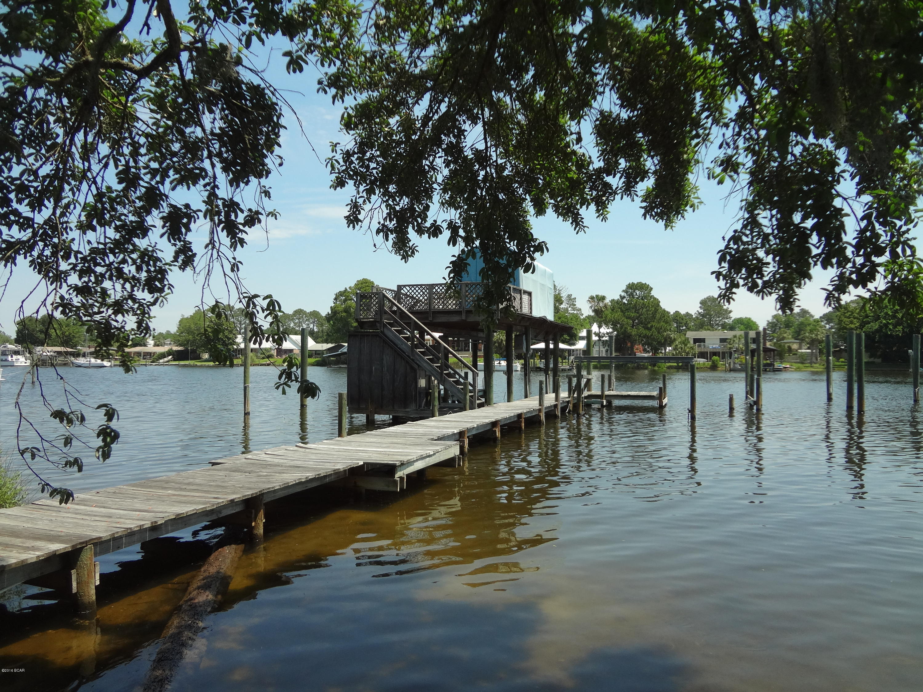 Baywood Shores Estates - Residential