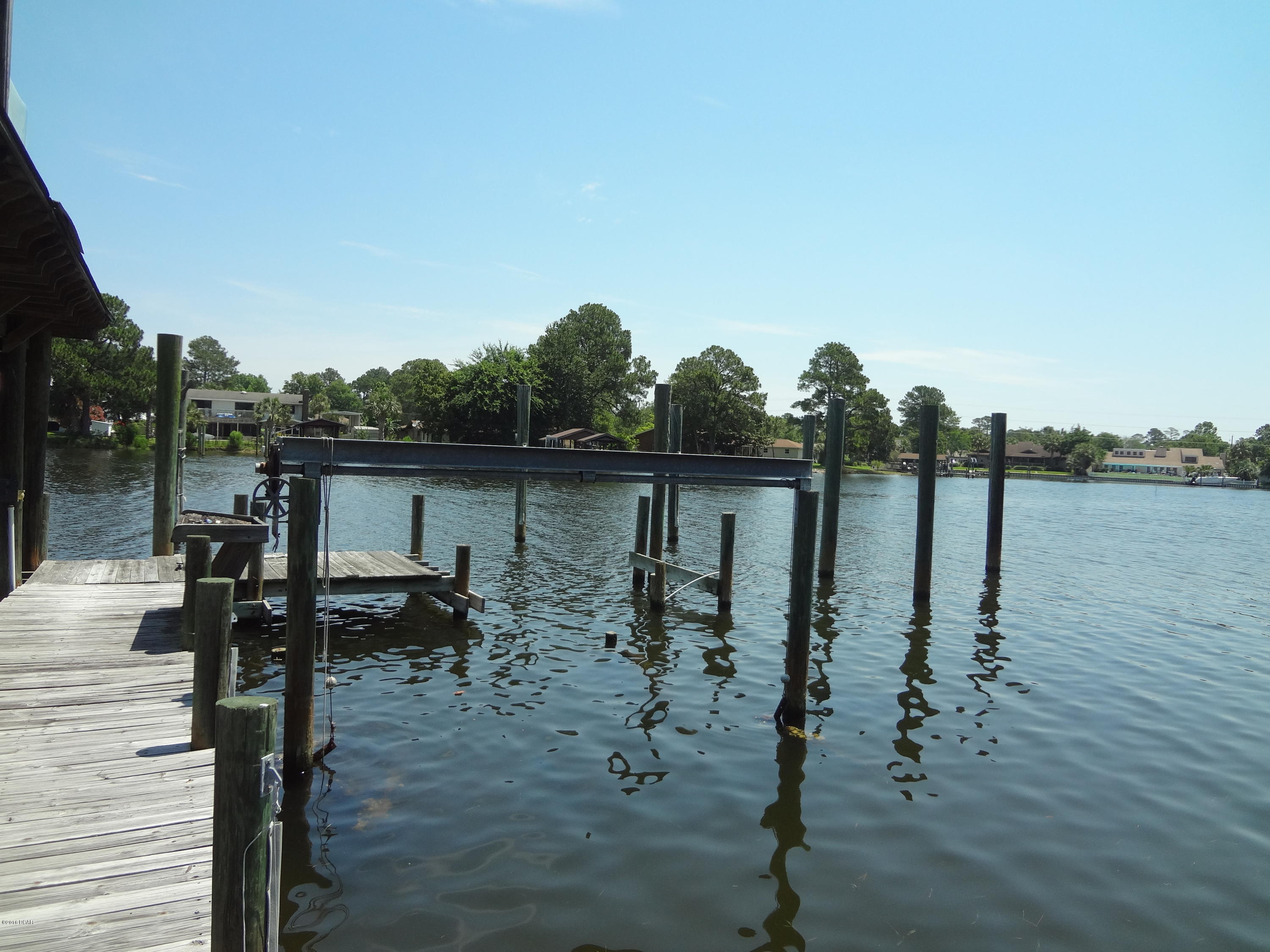 Baywood Shores Estates - Residential