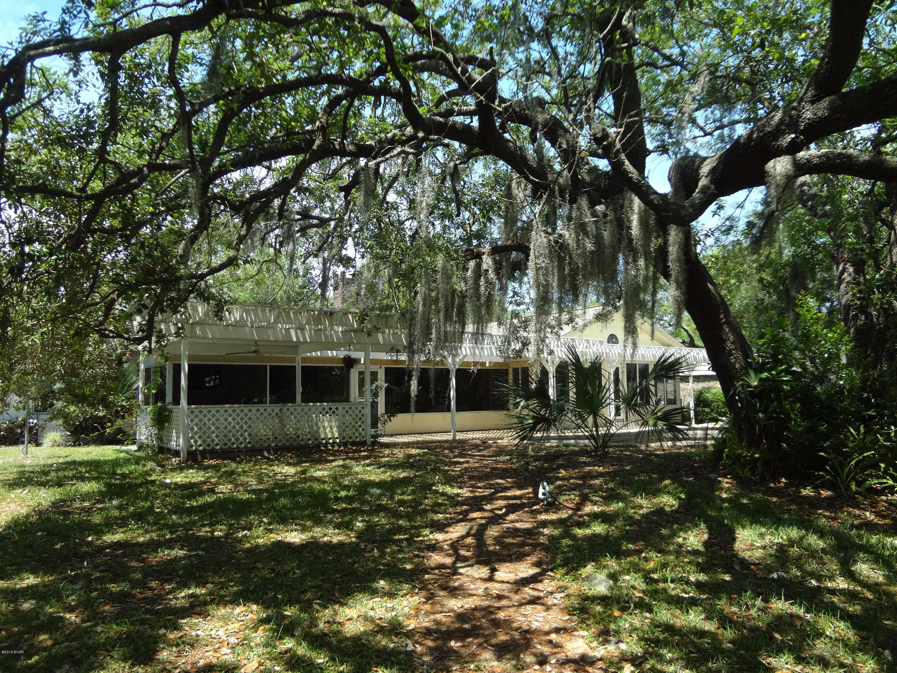 Baywood Shores Estates - Residential