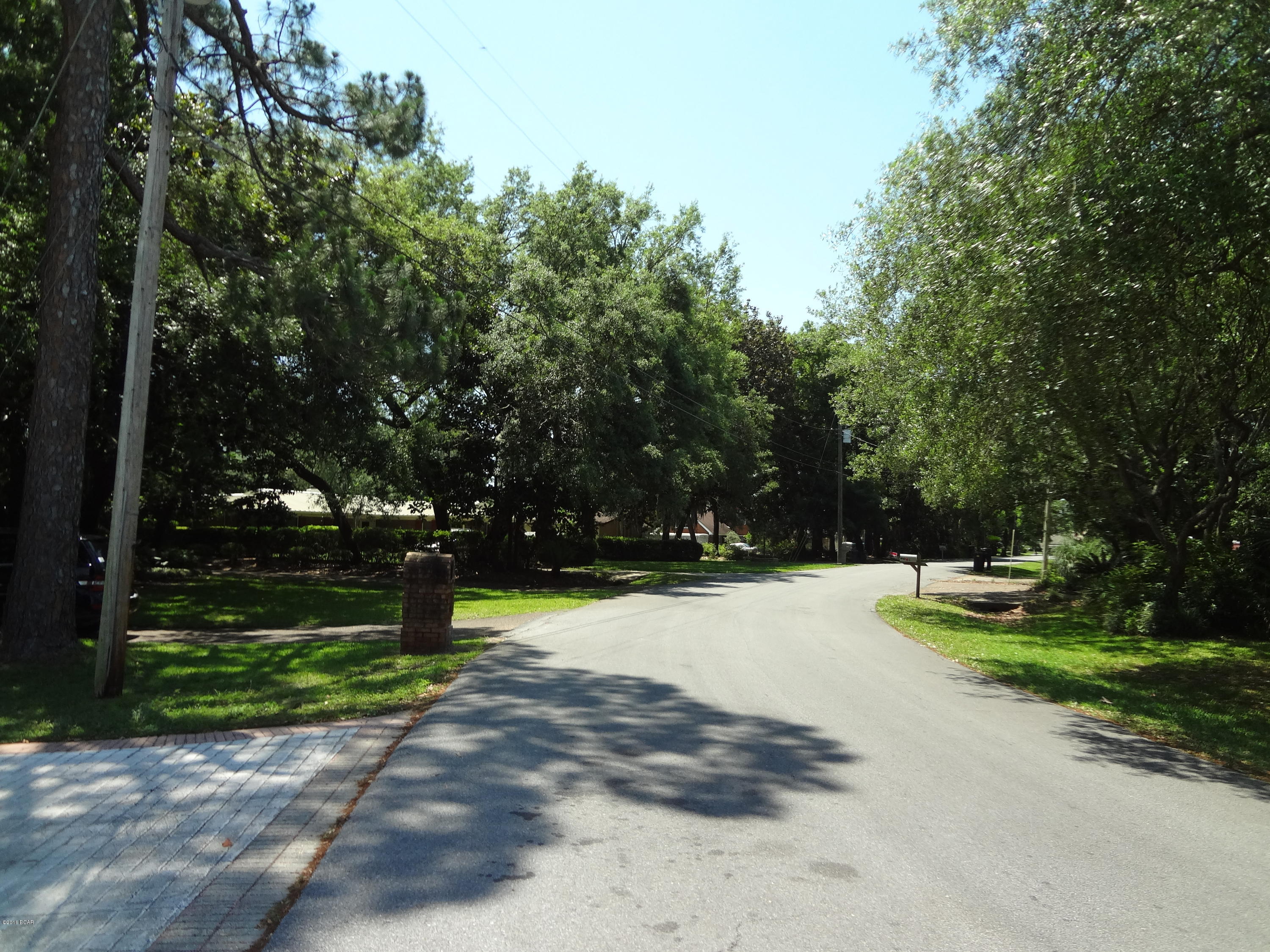 Baywood Shores Estates - Residential