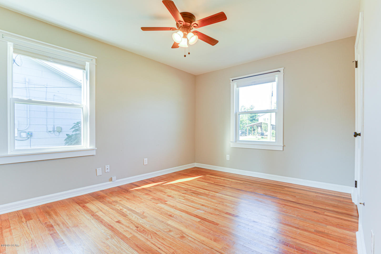 Cove Terrace 3rd Add - Residential