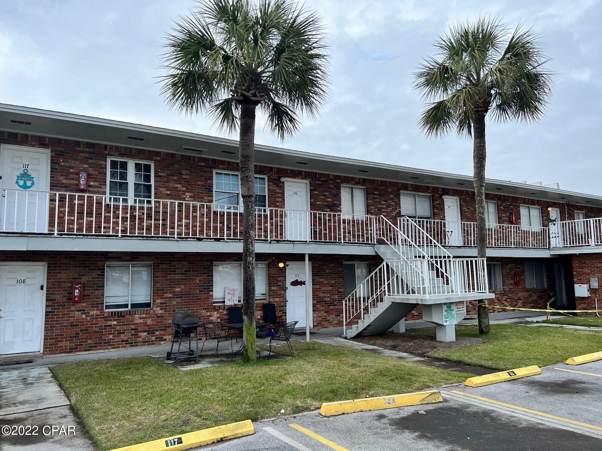 Lazy Daze Condo. - Residential