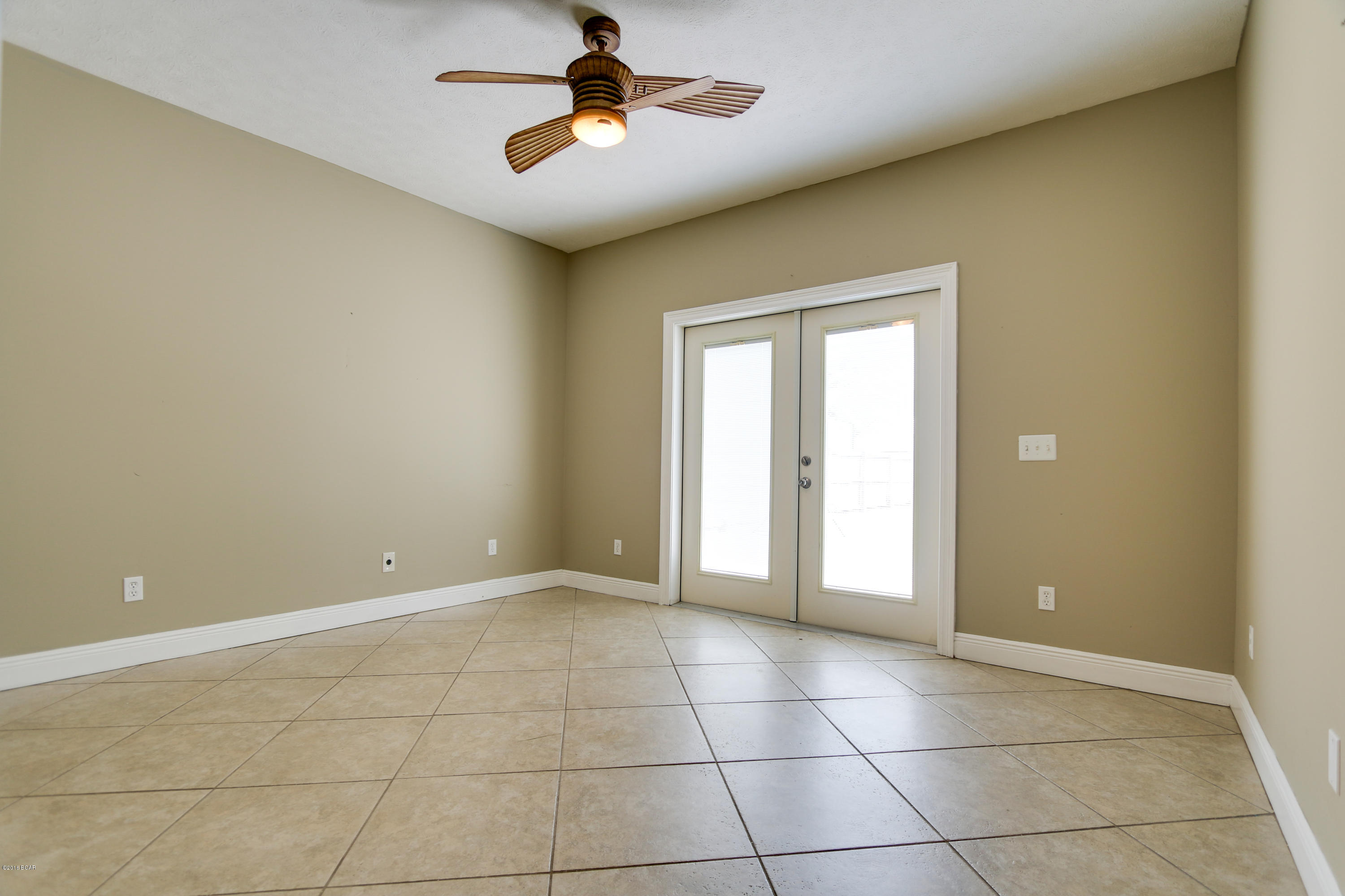 Bid-A-Wee Beach 1st Add - Residential