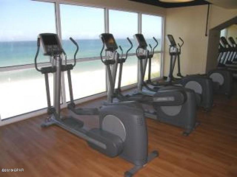 Splash Condo - Residential