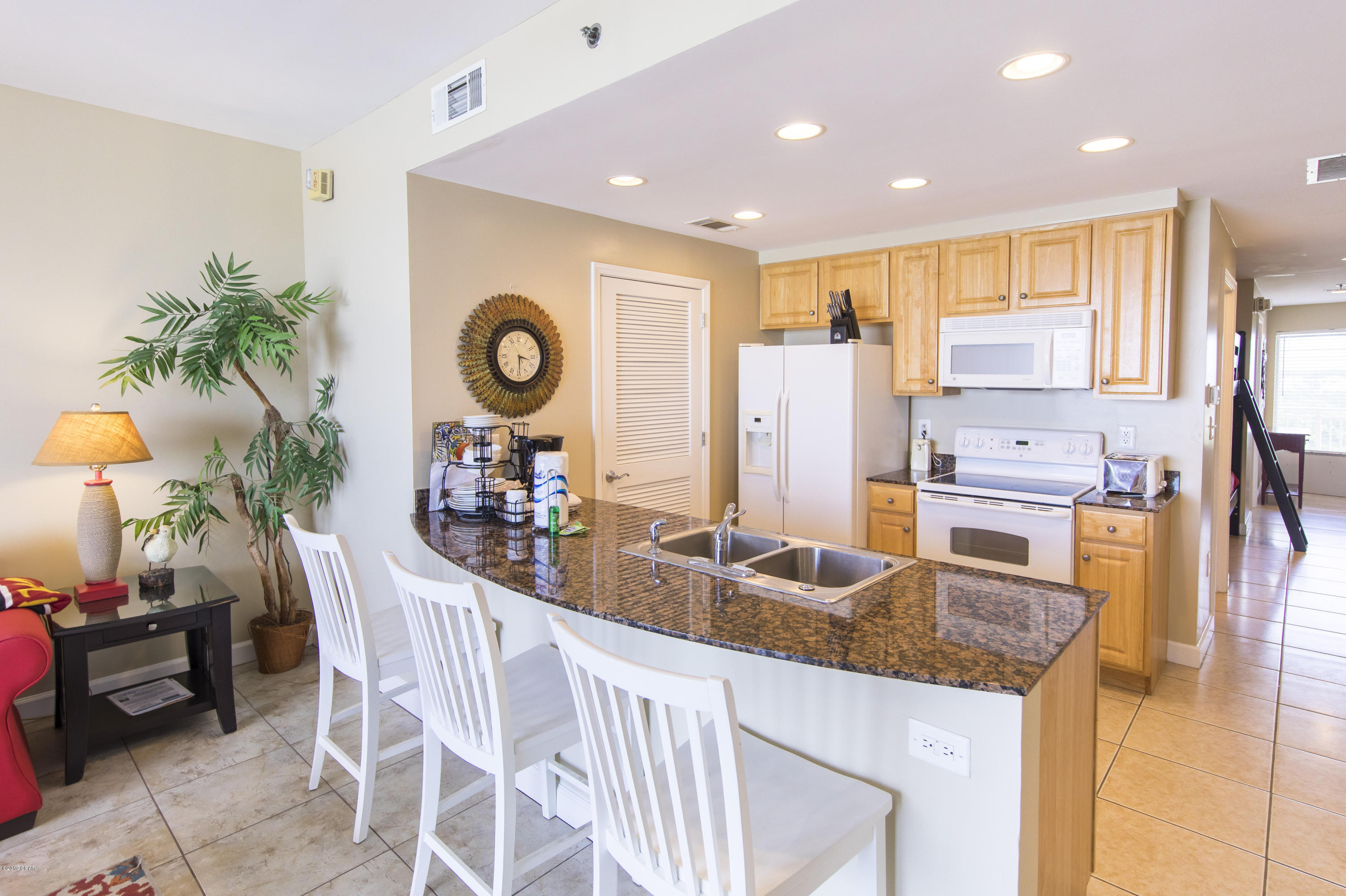 Splash Condo - Residential