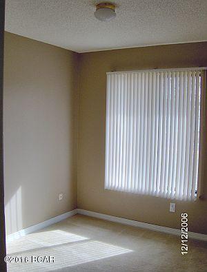 Shadow Bay Unt 3 & 4 - Residential Lease