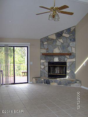 Shadow Bay Unt 3 & 4 - Residential Lease