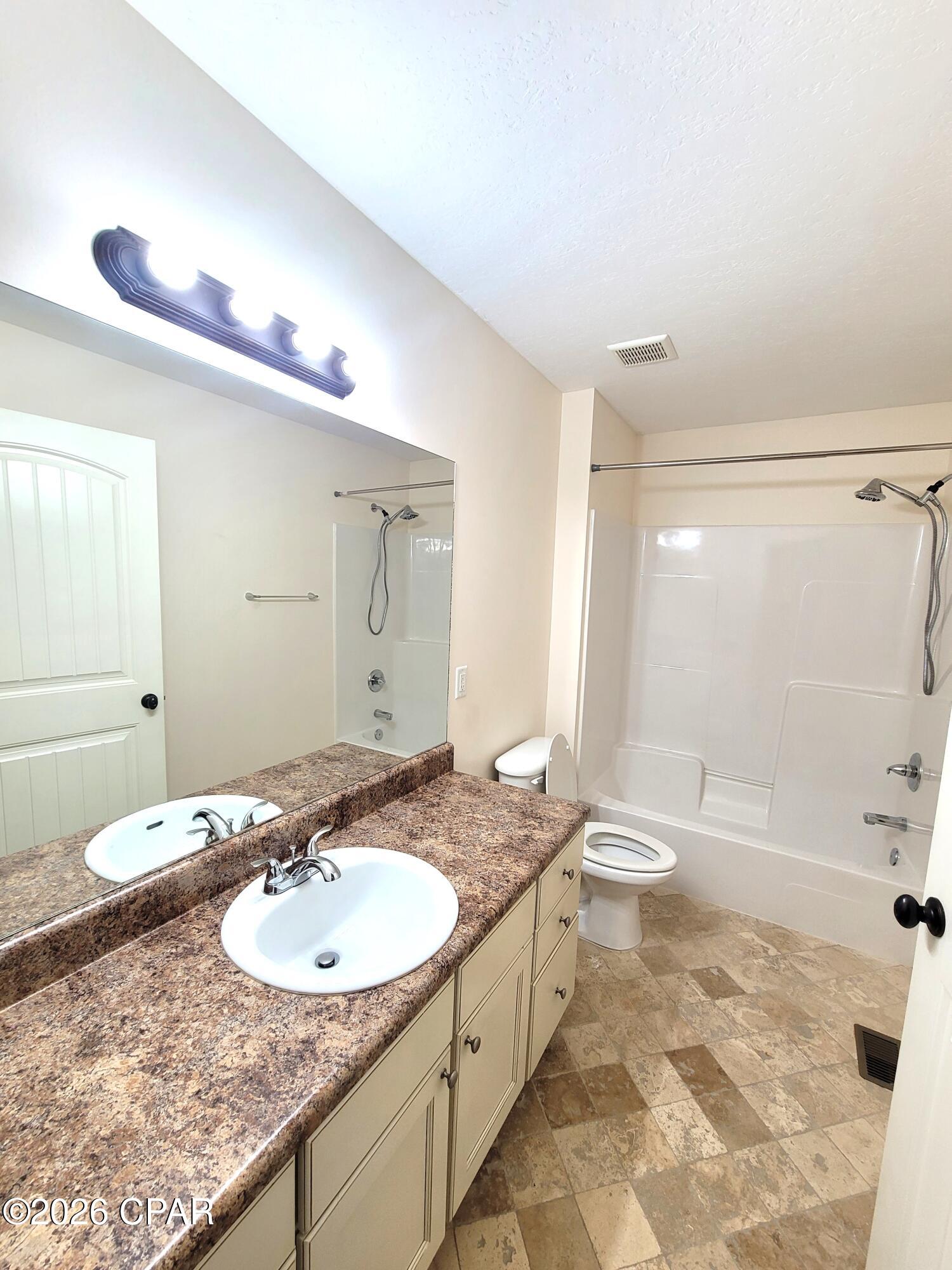 Quail Hollow - Residential Lease