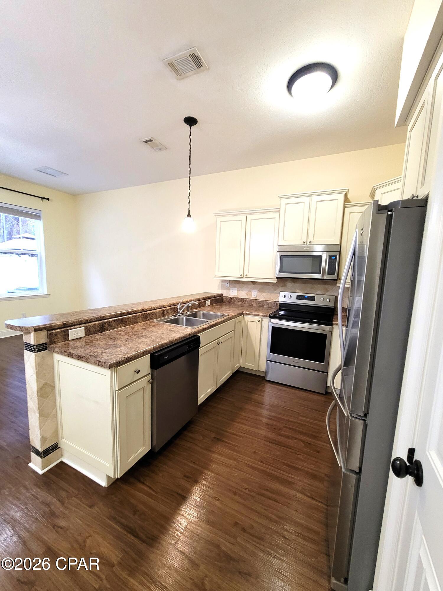 Quail Hollow - Residential Lease