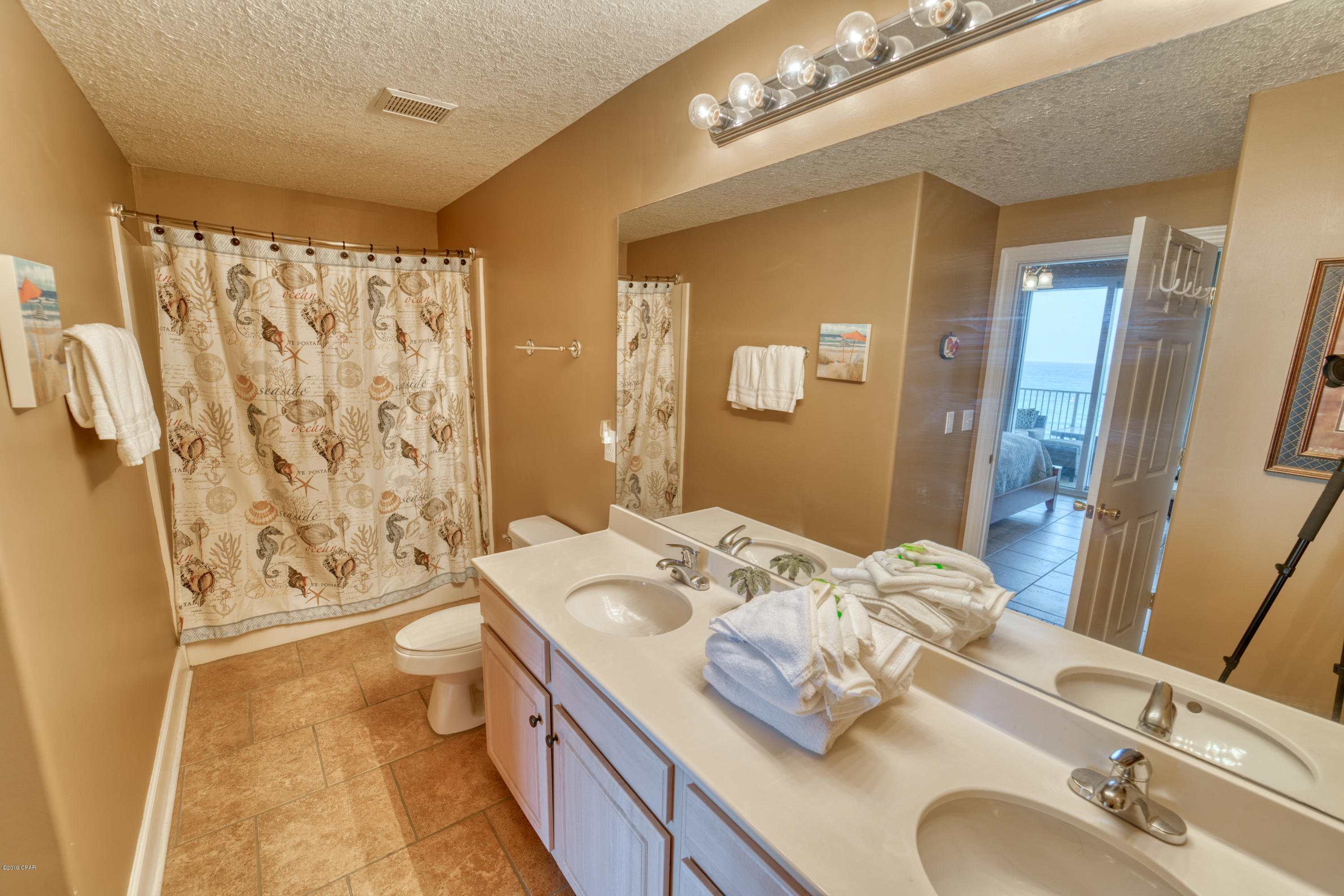 Ocean Ritz - Residential