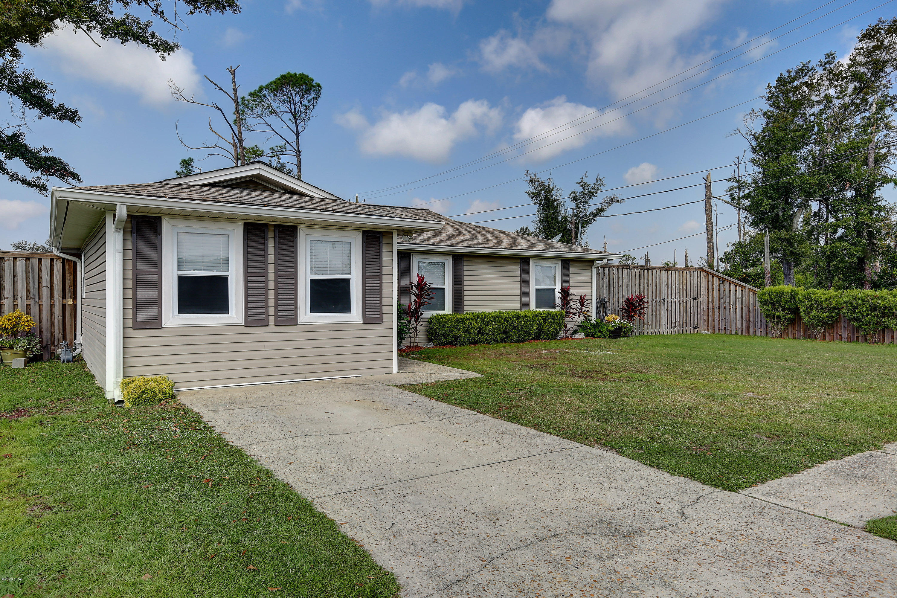 Pine Forest Est Ph 1 - Residential