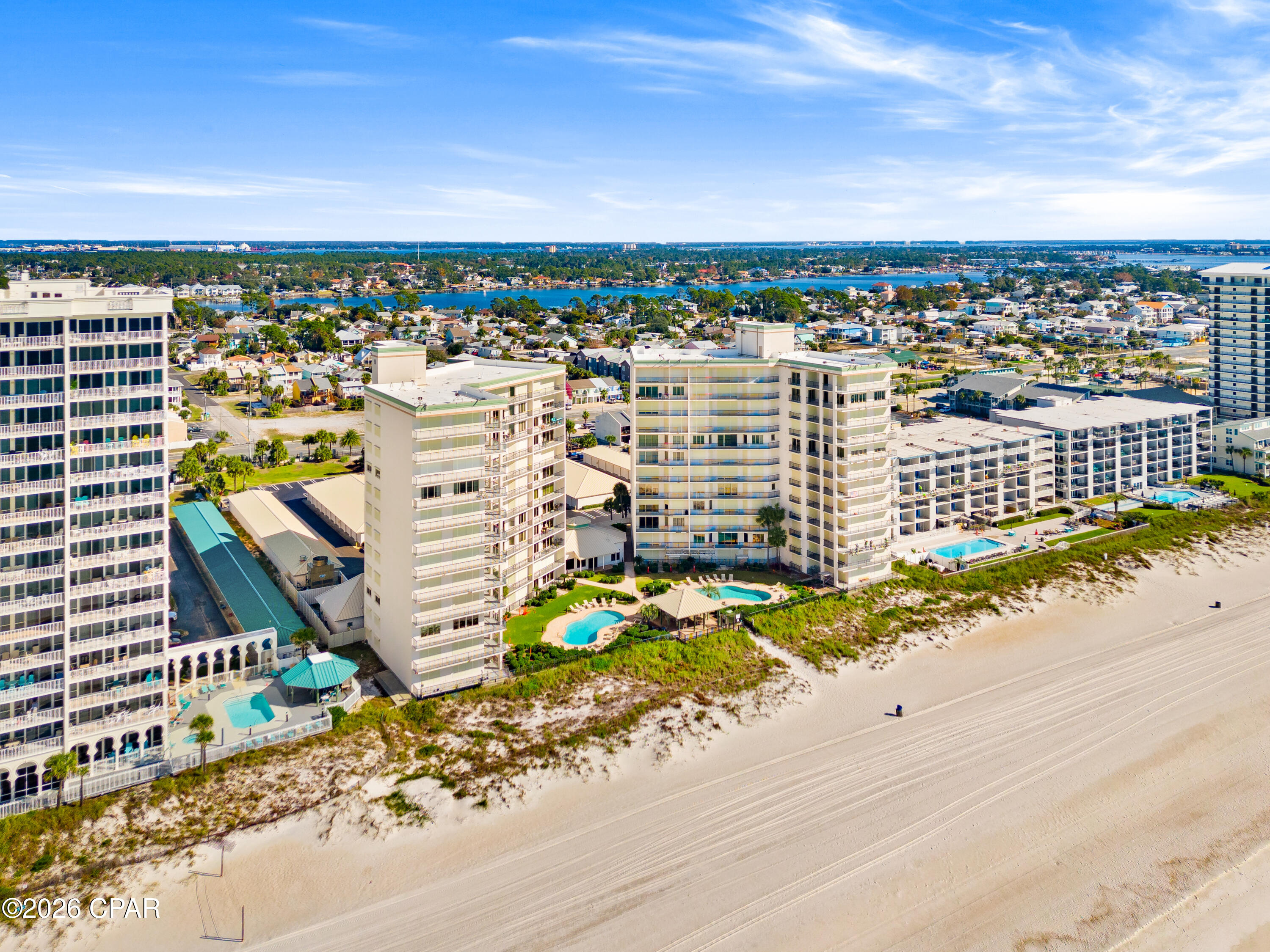 Summerwinds Condo - Residential