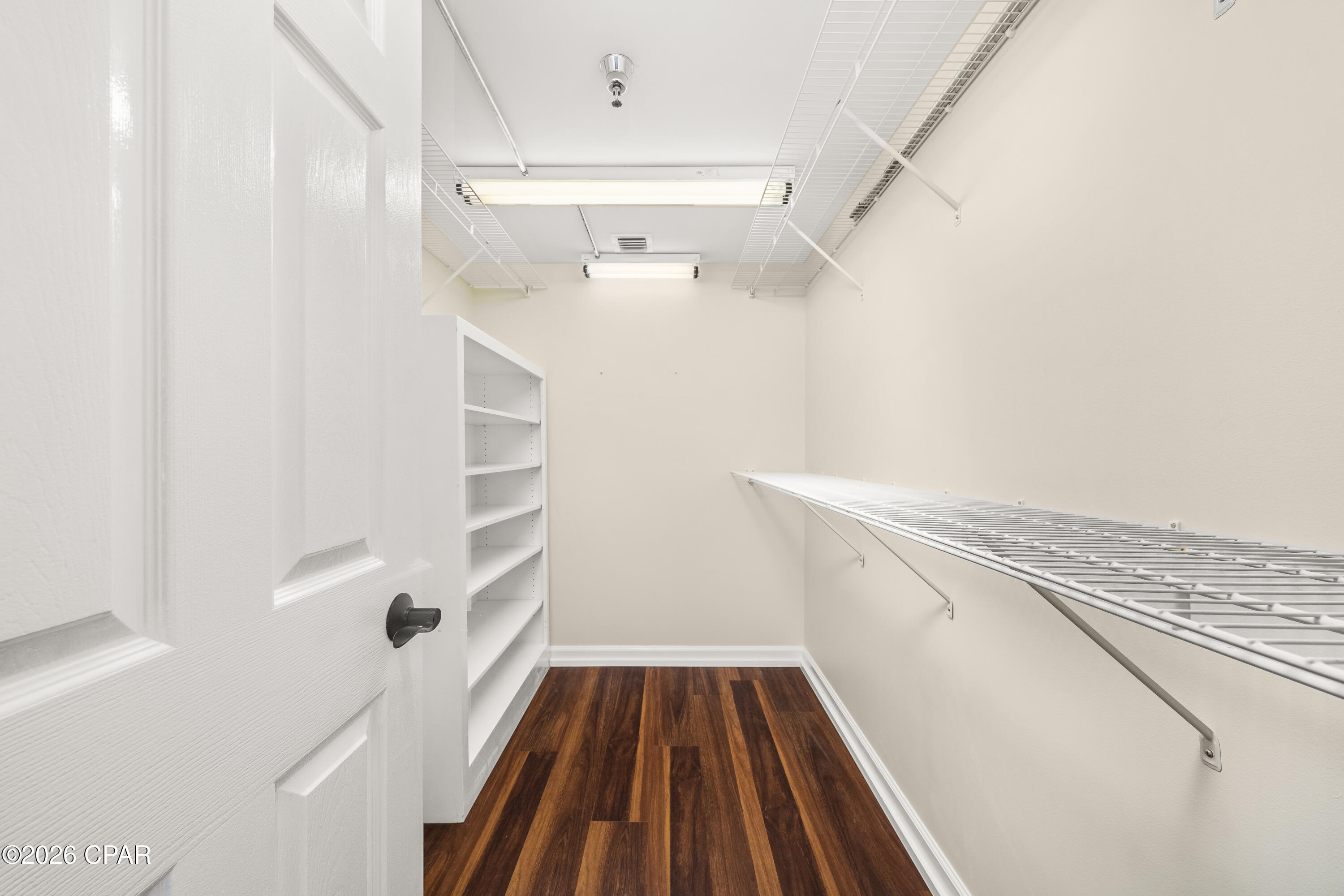 Summerwinds Condo - Residential