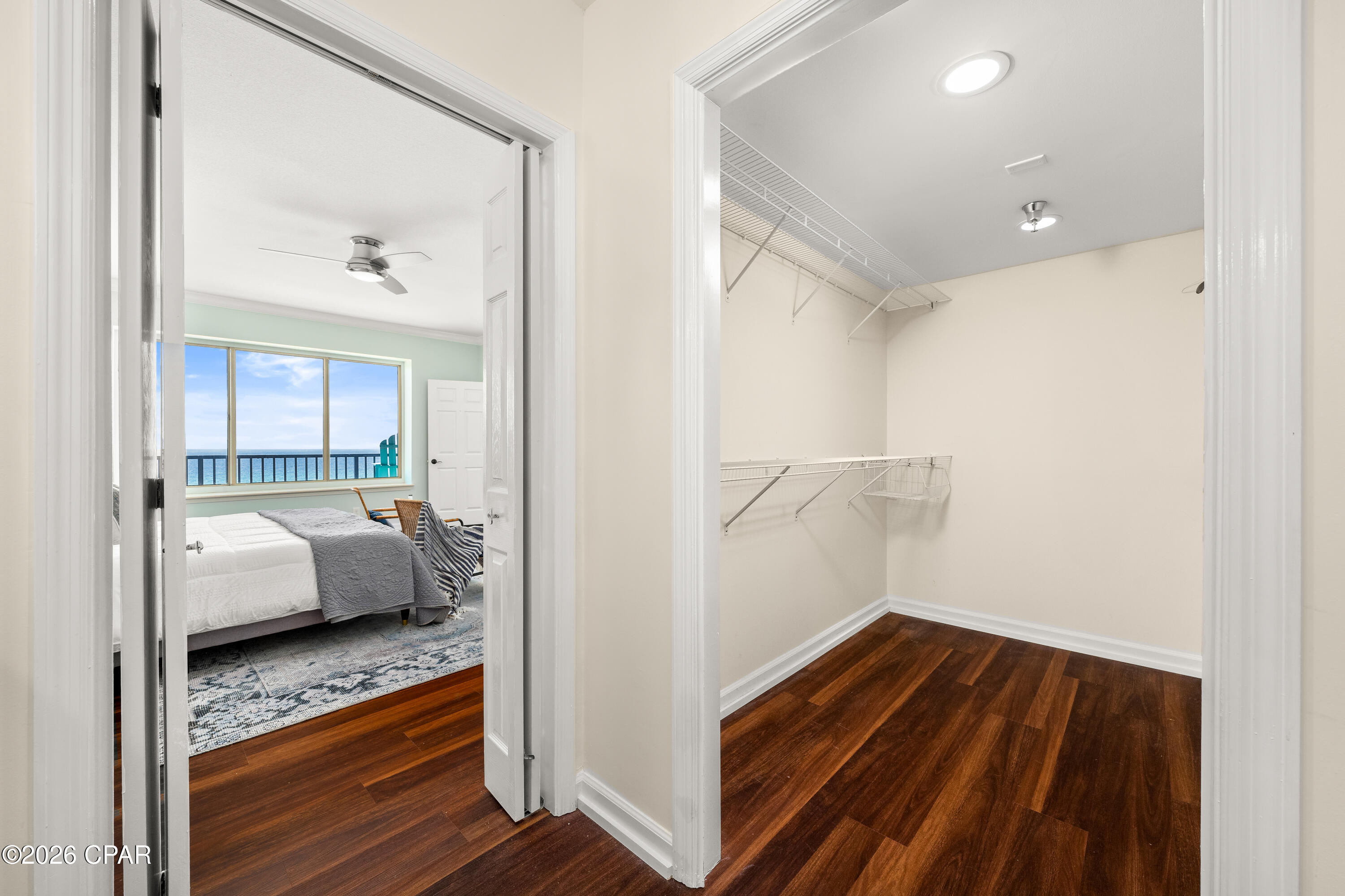 Summerwinds Condo - Residential