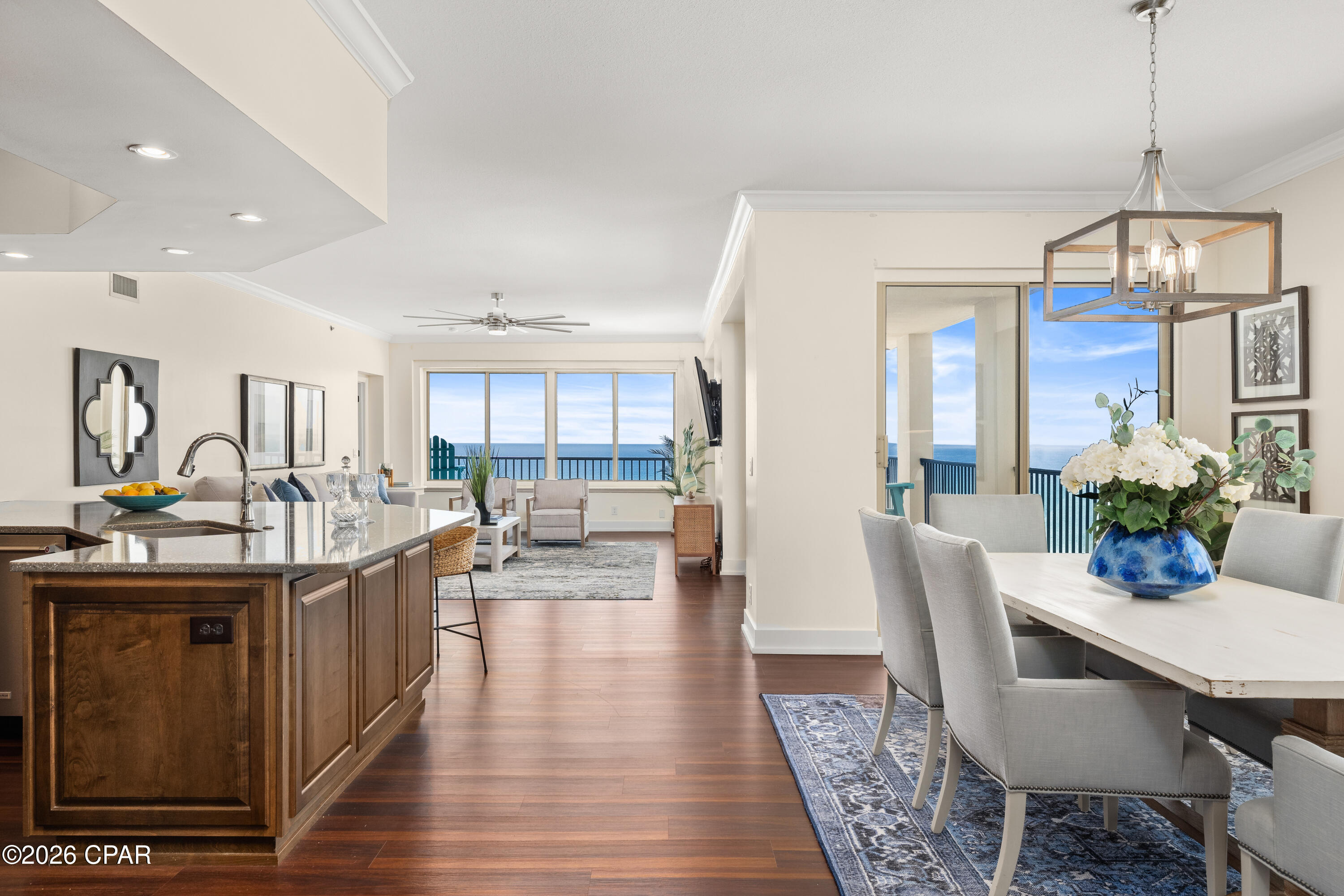 Summerwinds Condo - Residential