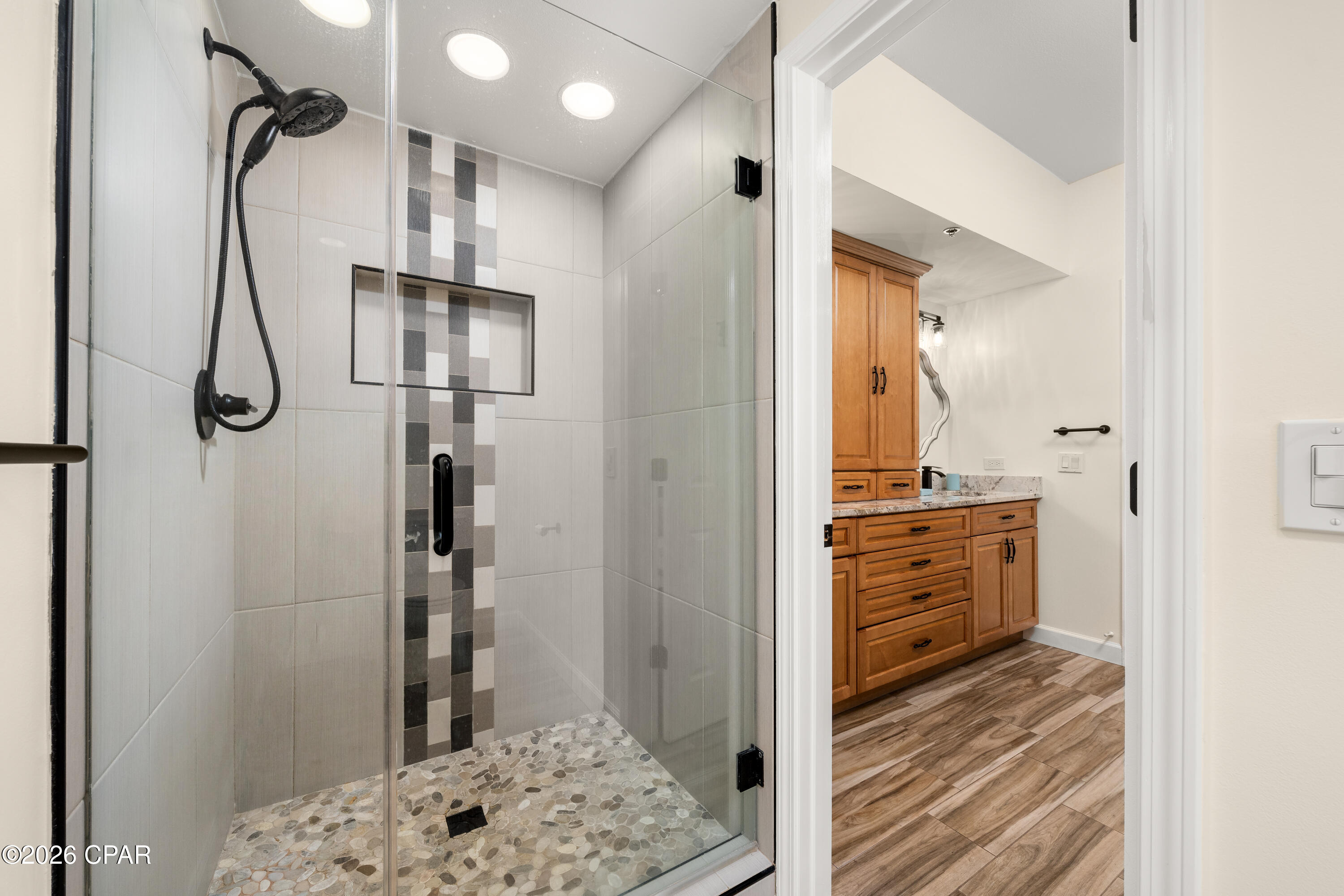 Summerwinds Condo - Residential