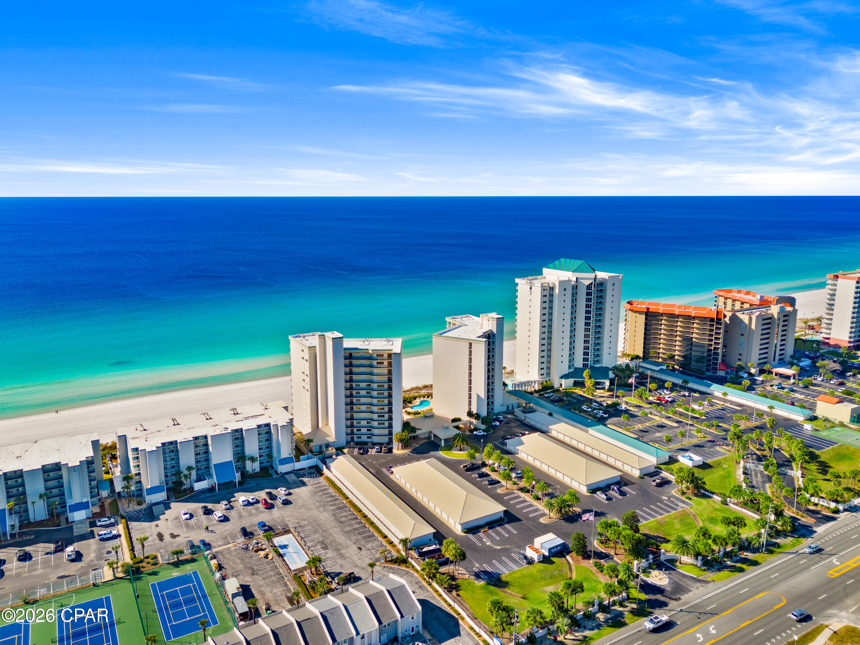 Summerwinds Condo - Residential