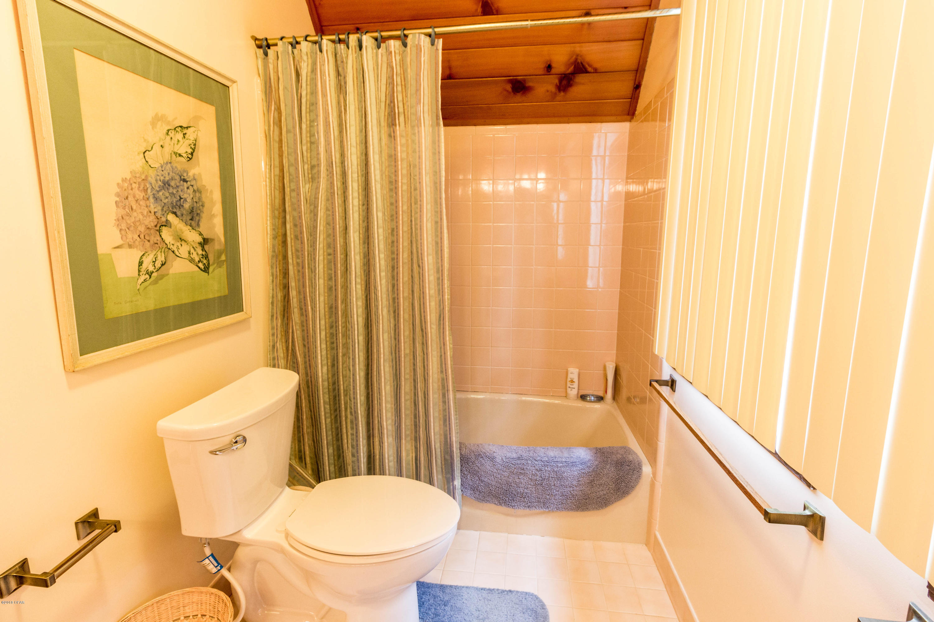 Paradise Lakes - Residential