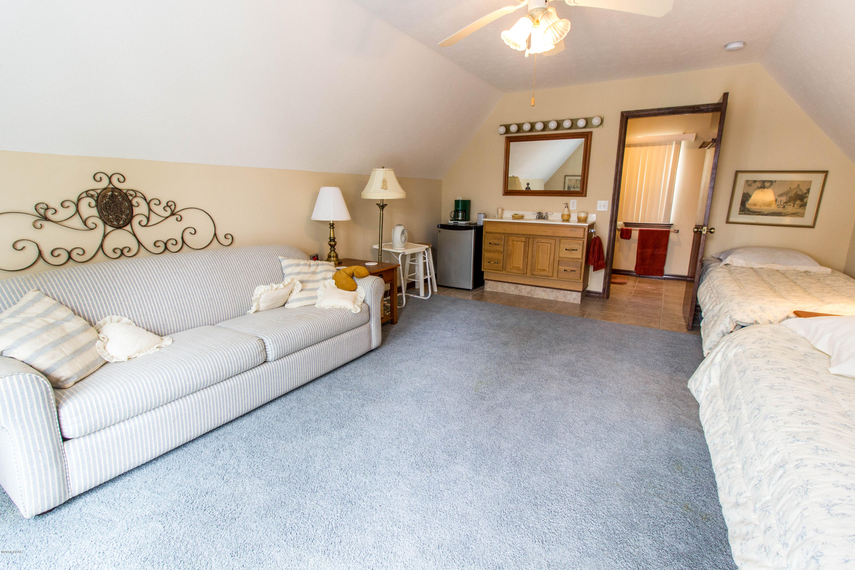 Paradise Lakes - Residential