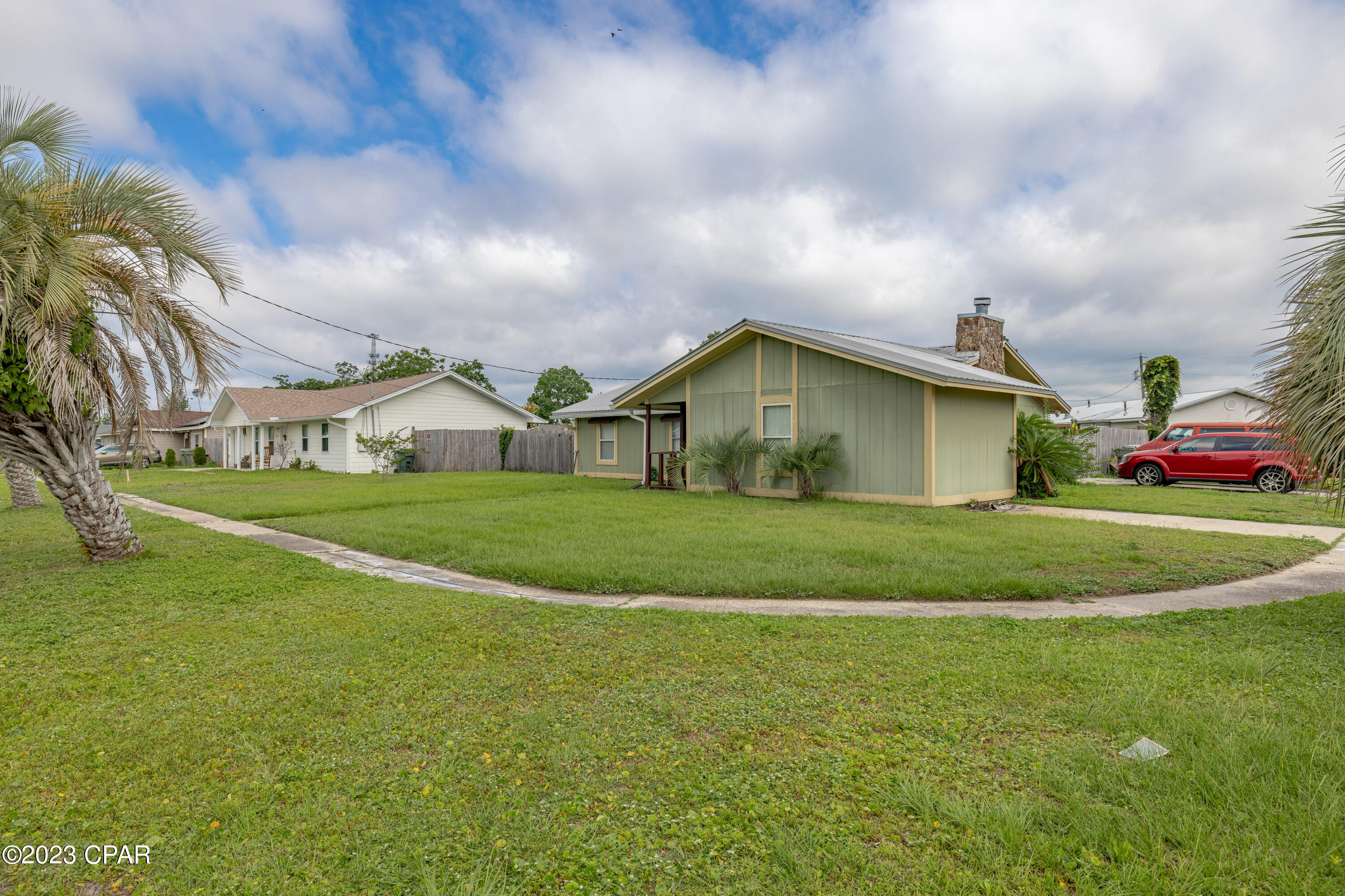 Pine Forest Est Ph 1 - Residential