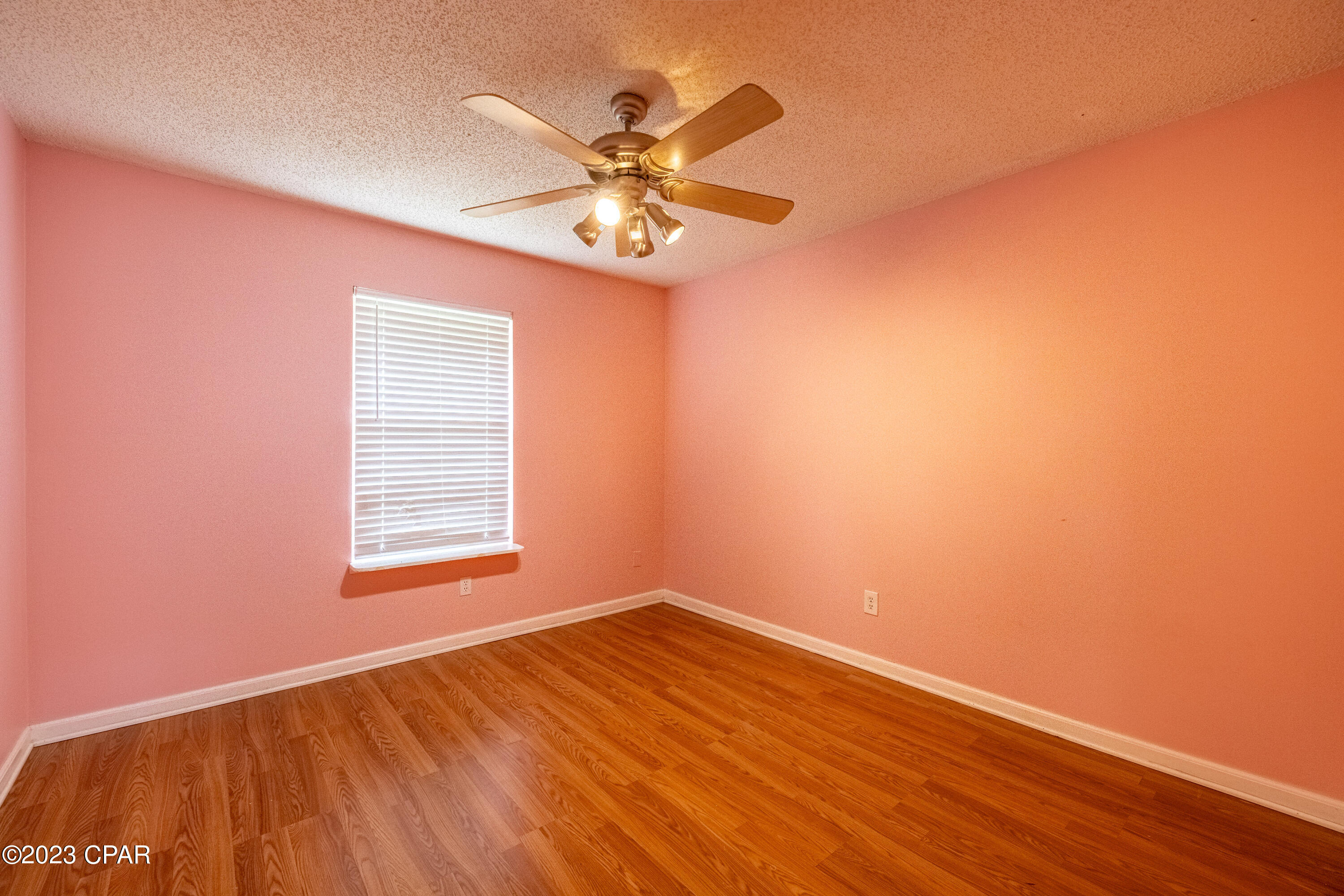 Pine Forest Est Ph 1 - Residential