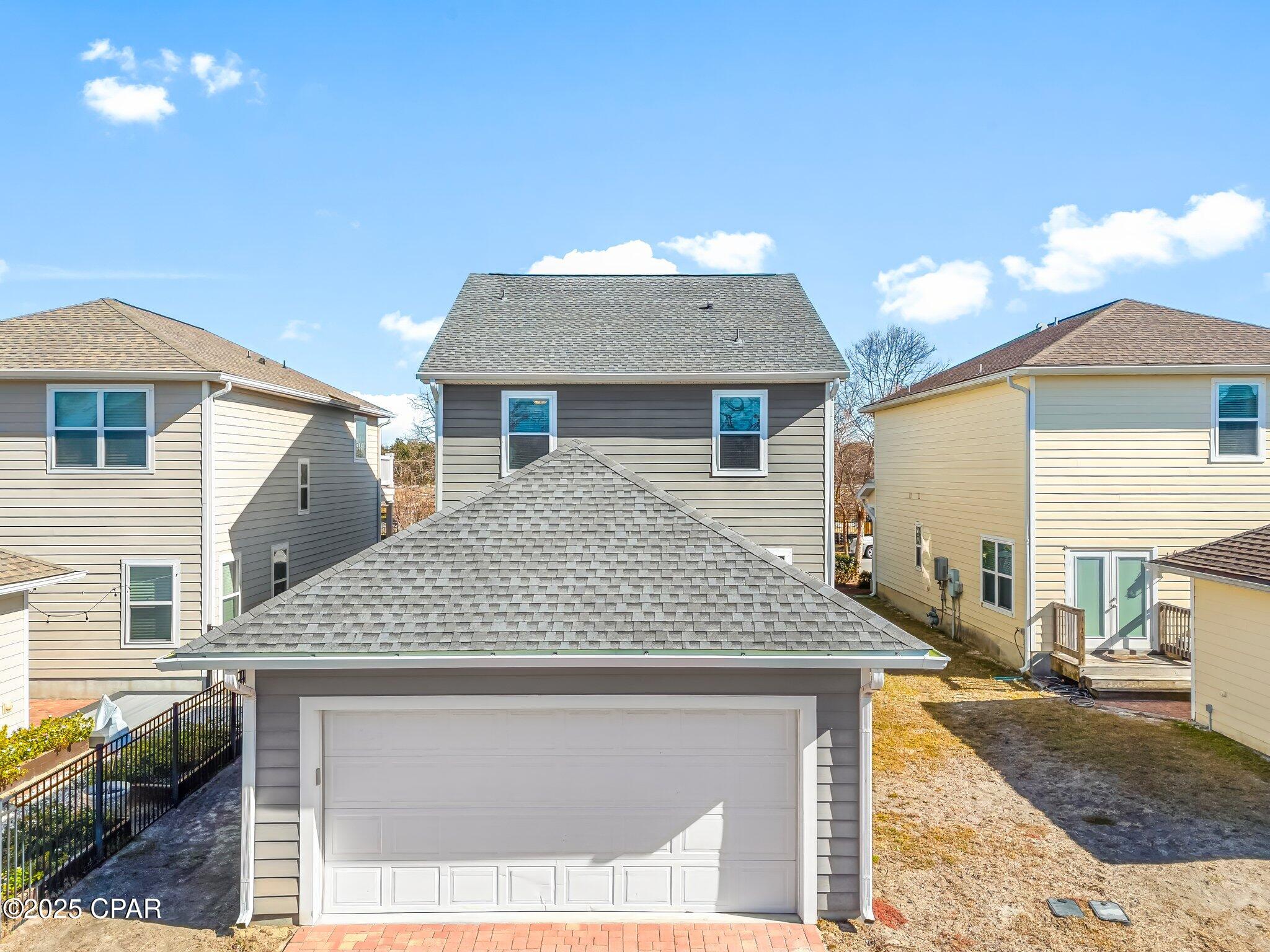 Magnolia Bay Club - Residential