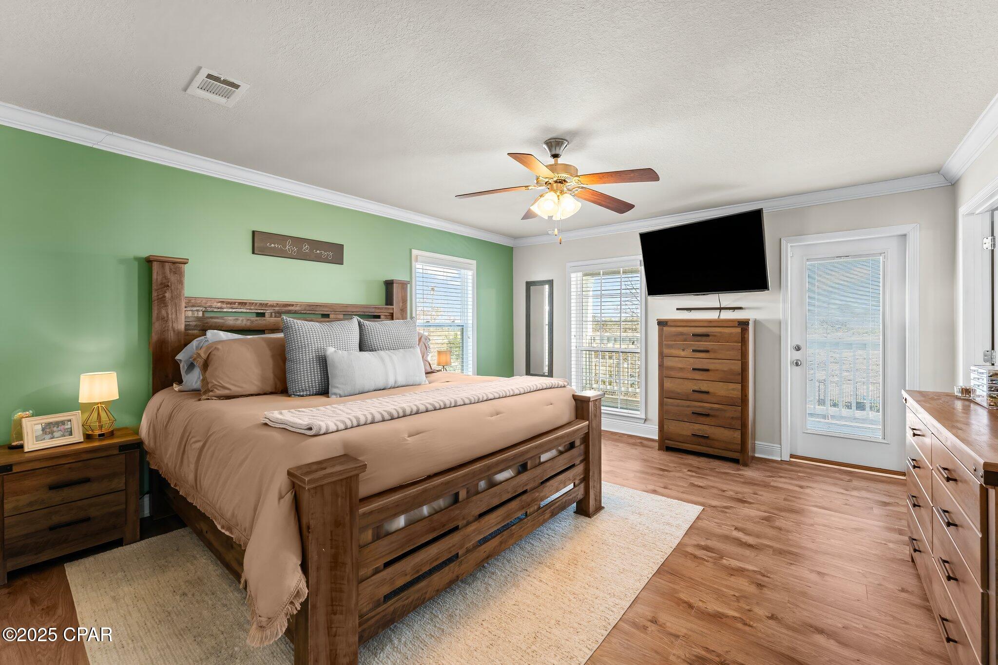 Magnolia Bay Club - Residential