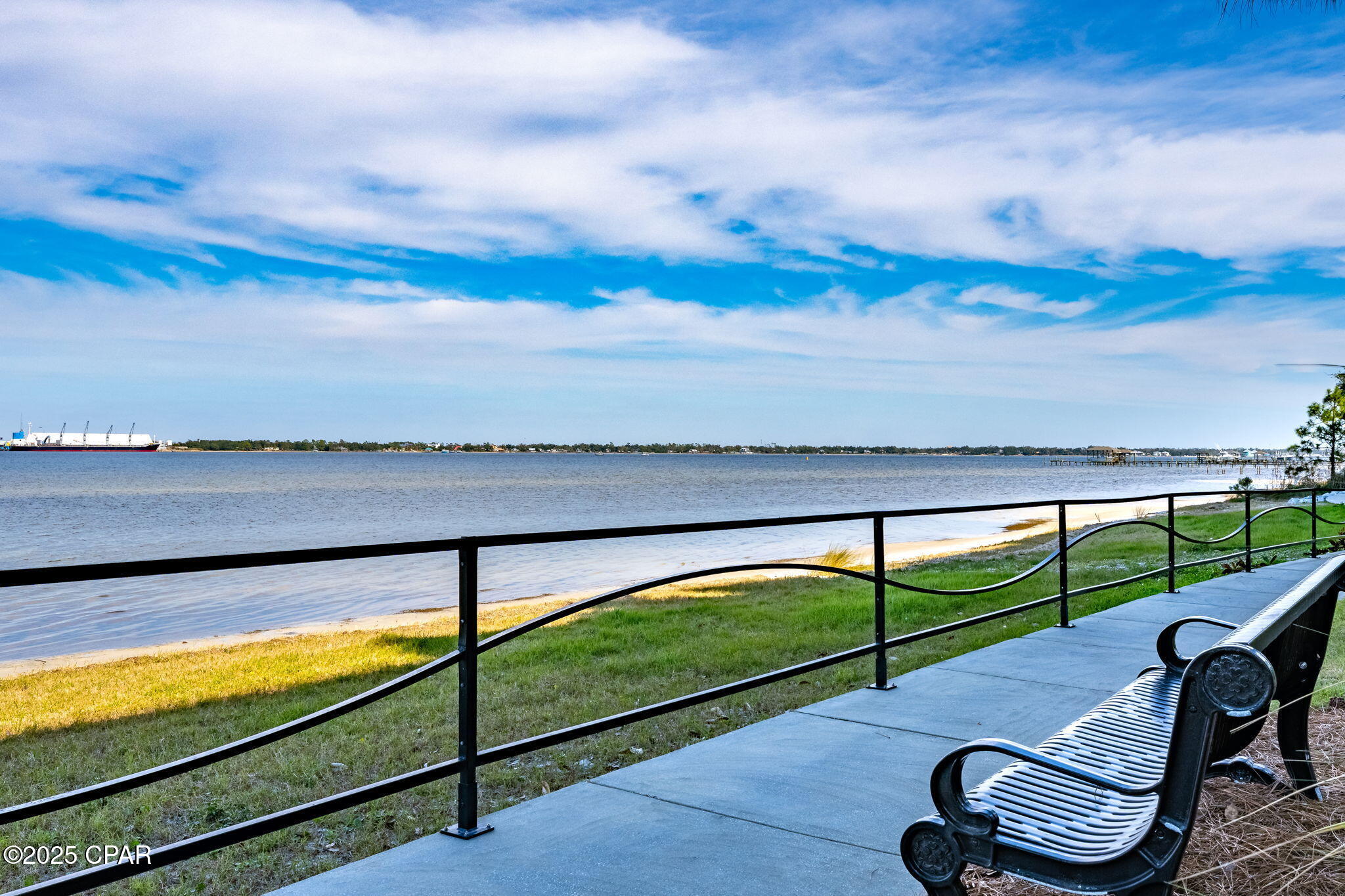 Magnolia Bay Club - Residential