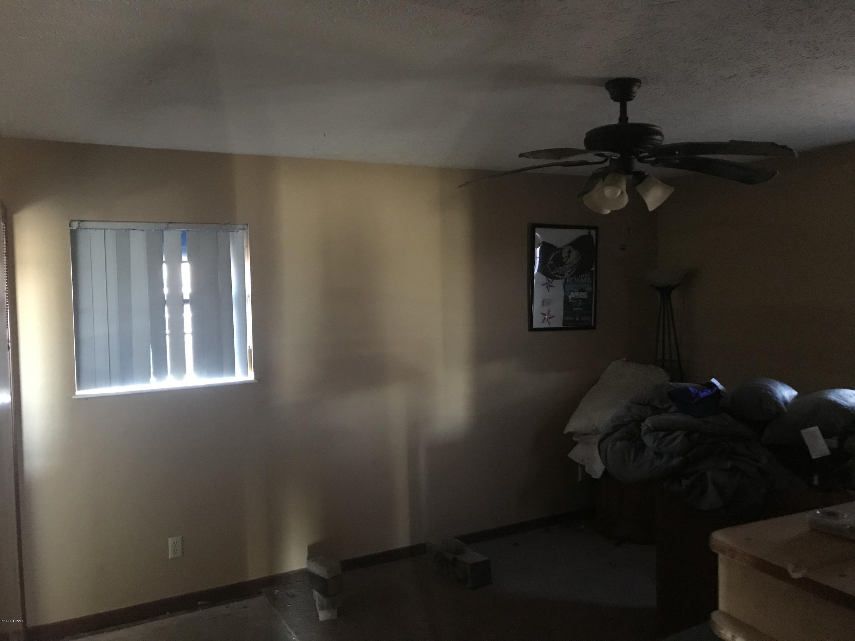 College Point Est U-1 - Residential