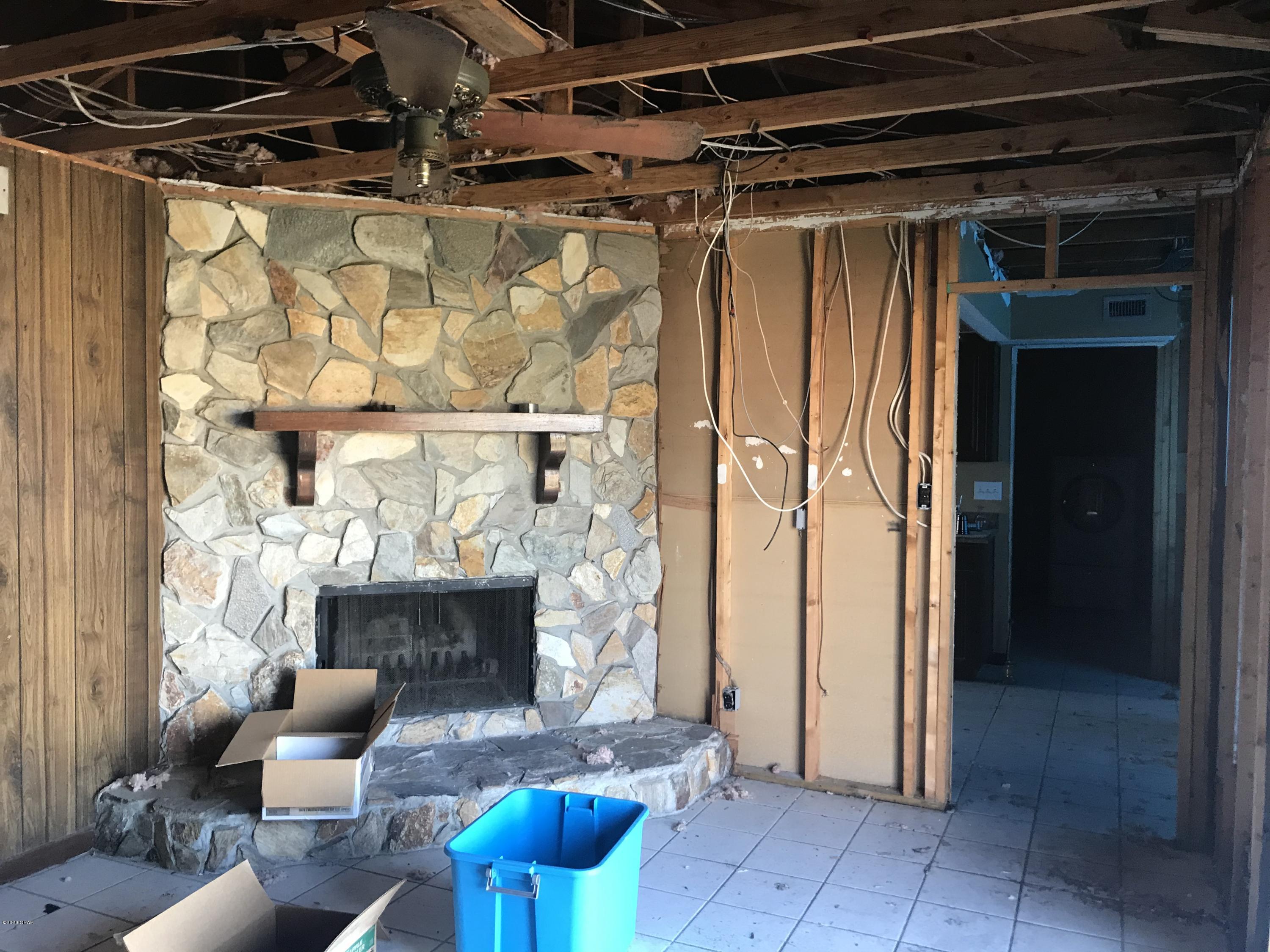 College Point Est U-1 - Residential