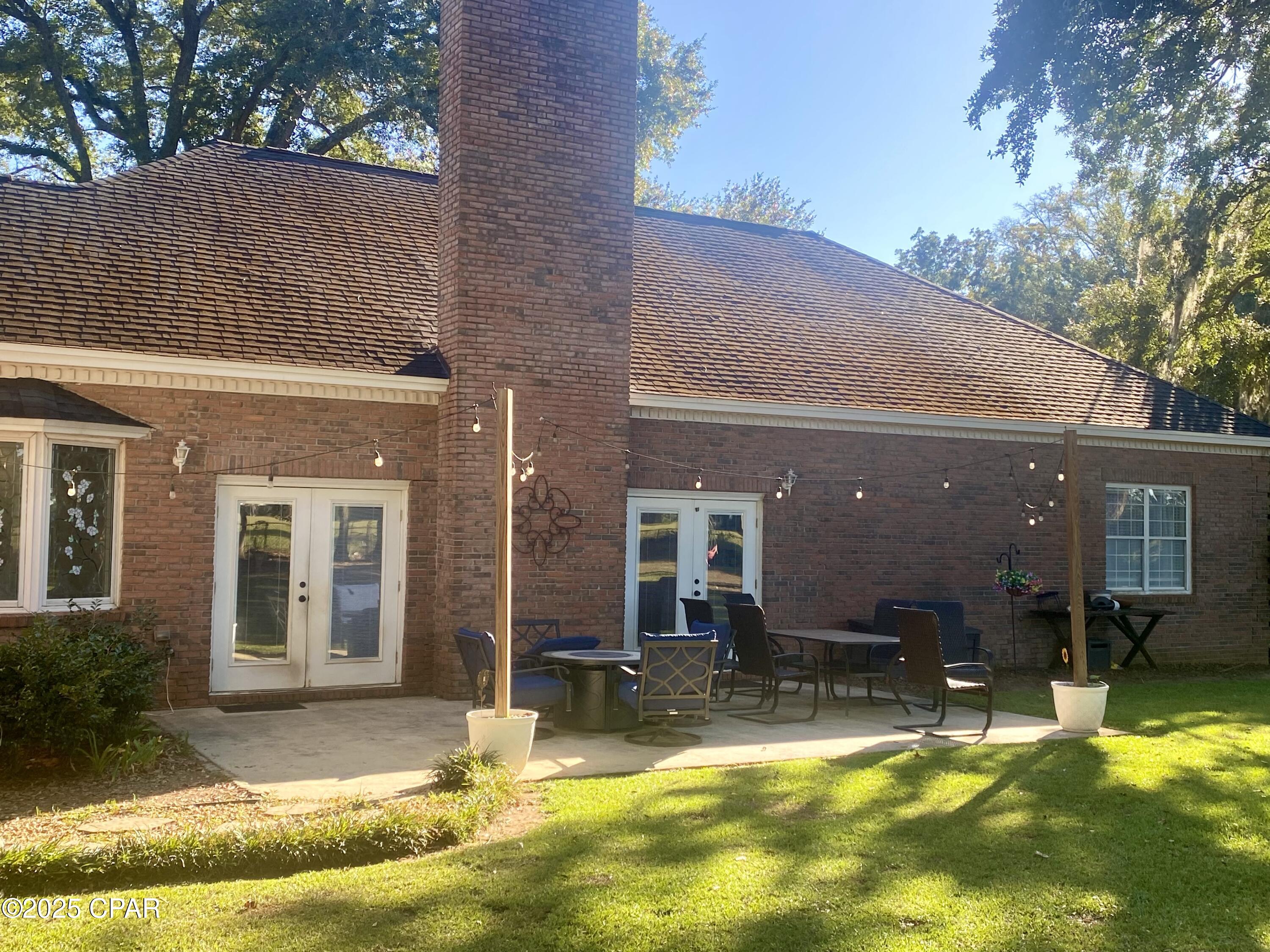 North Oaks - Residential