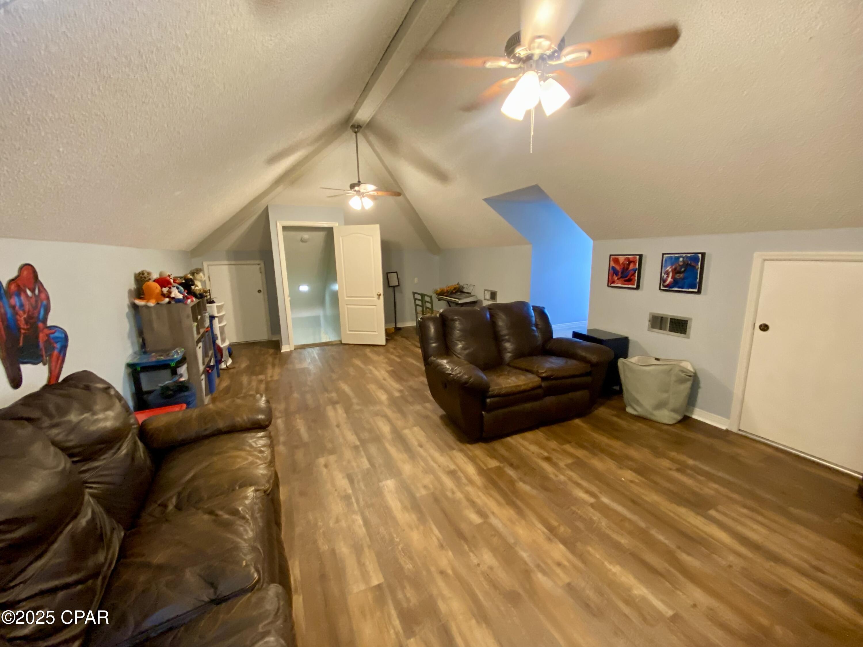 North Oaks - Residential