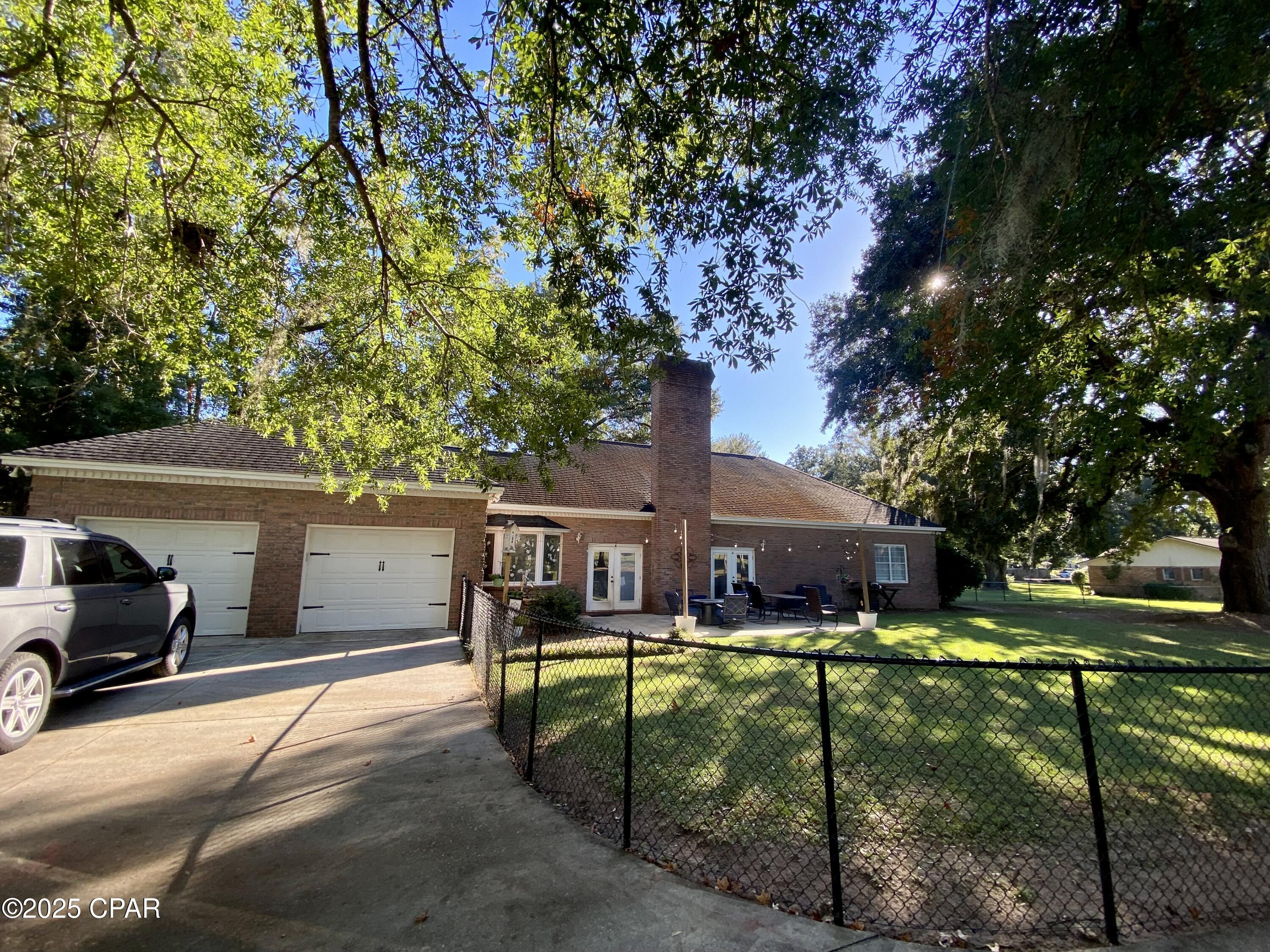 North Oaks - Residential