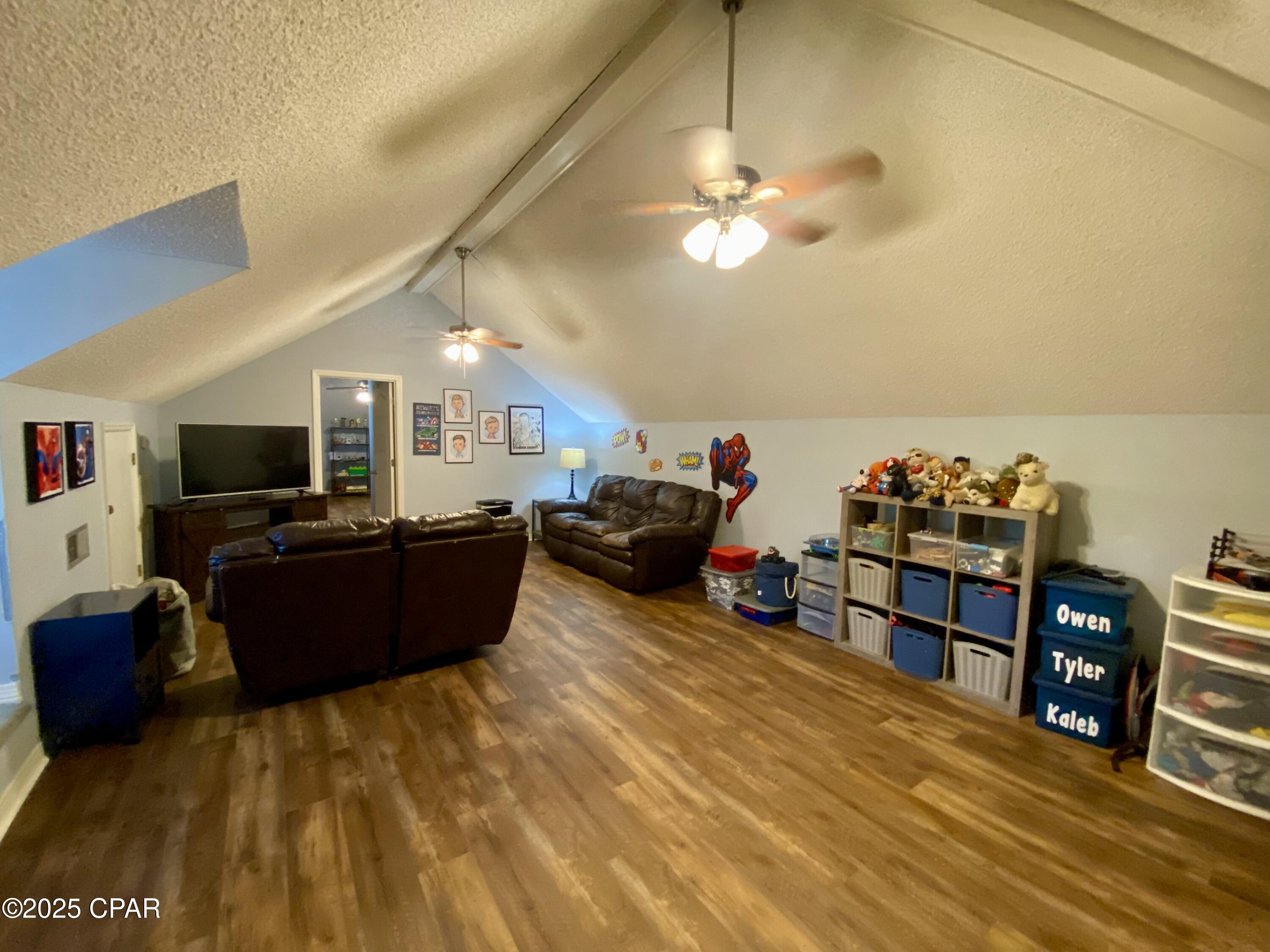 North Oaks - Residential