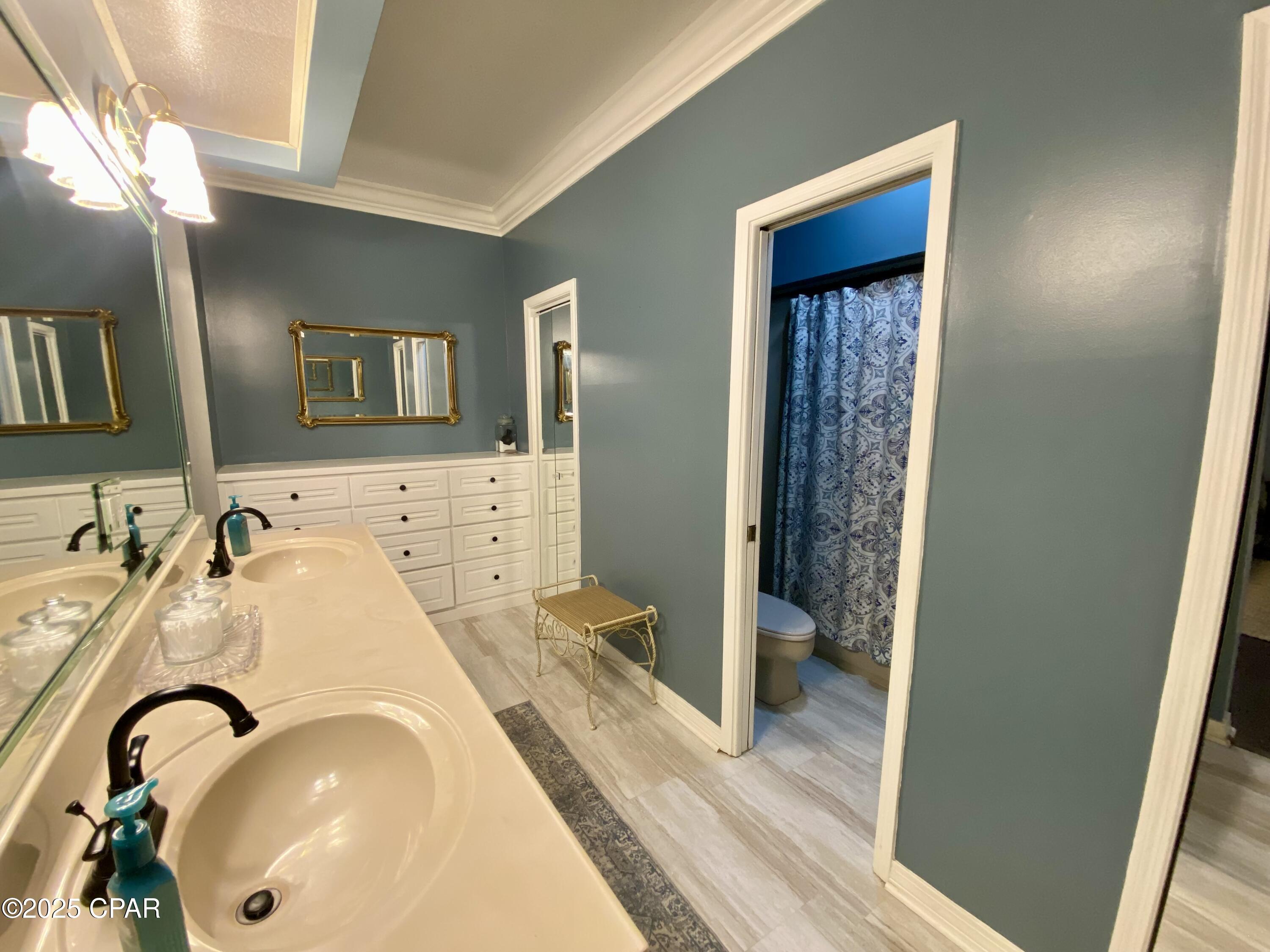 North Oaks - Residential