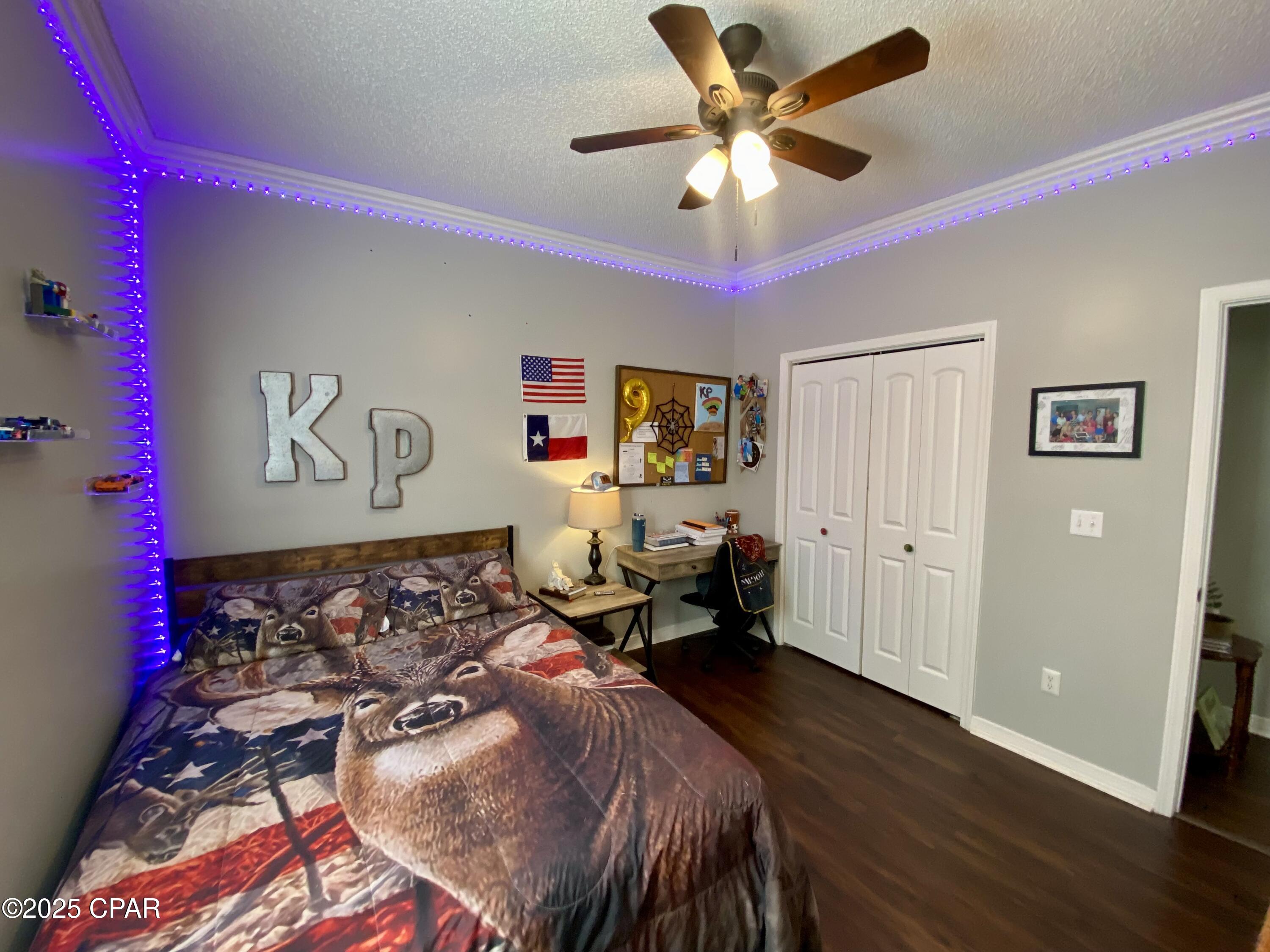 North Oaks - Residential