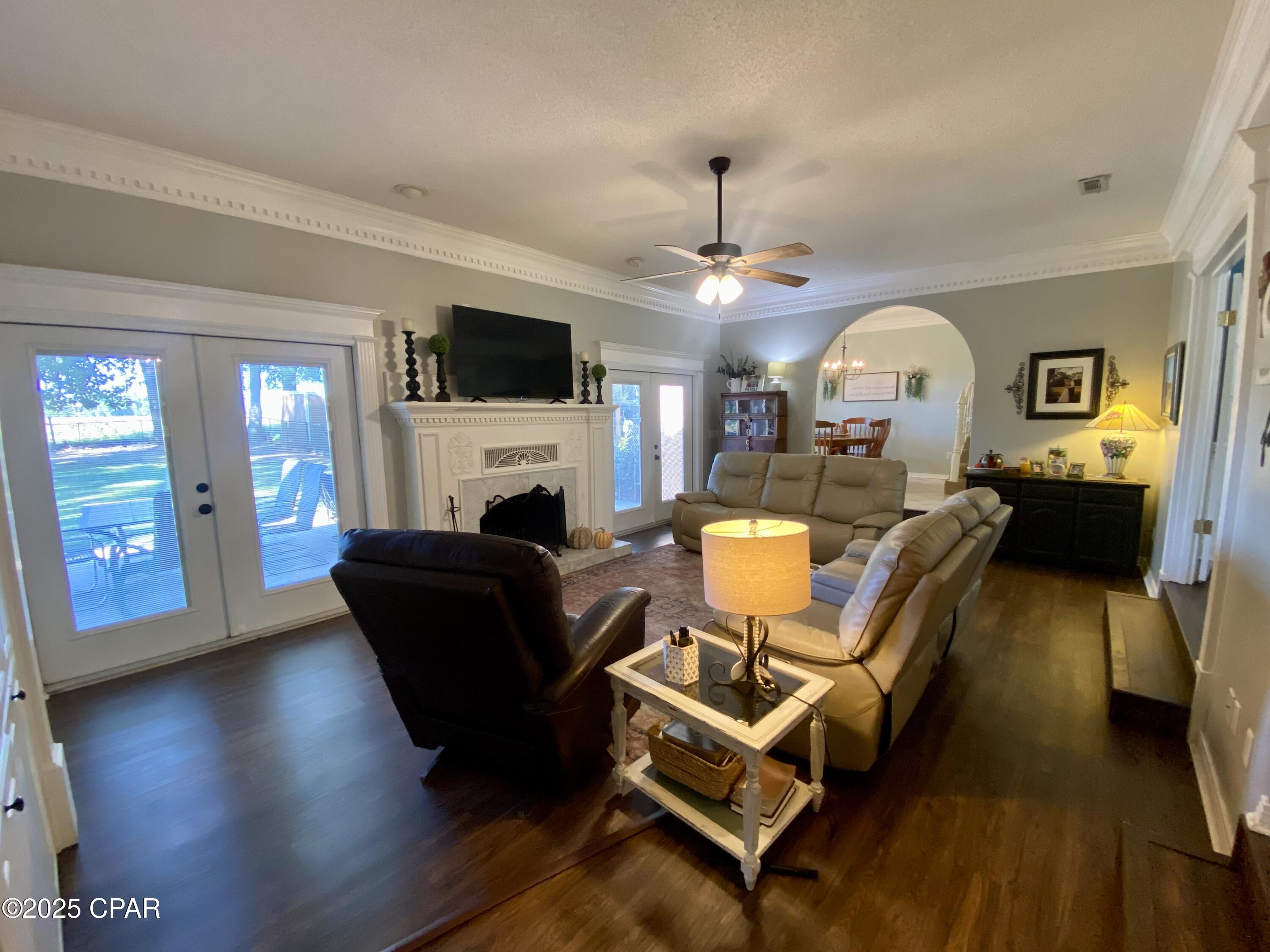 North Oaks - Residential